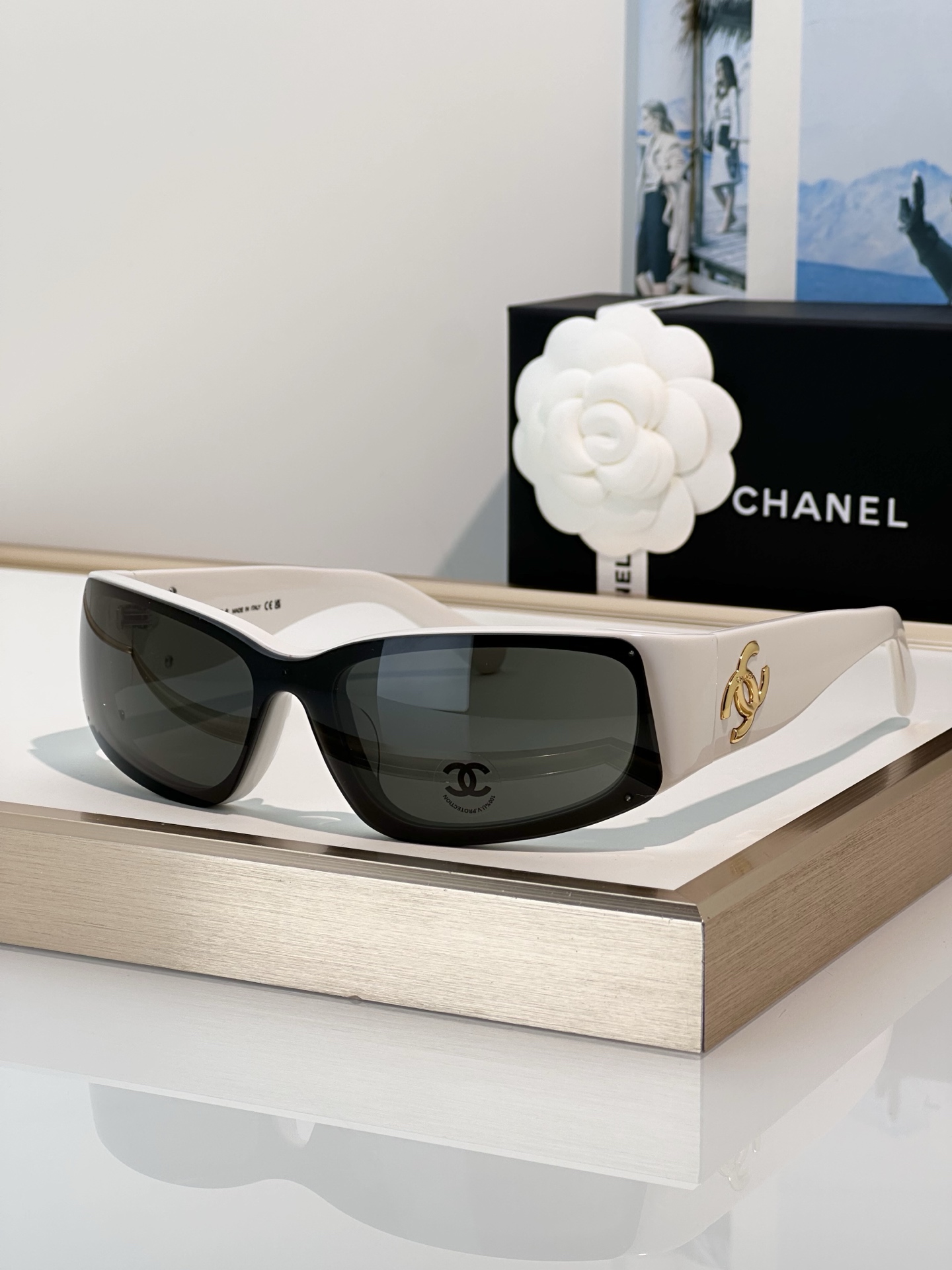 Chanel Sunglasses CH5071