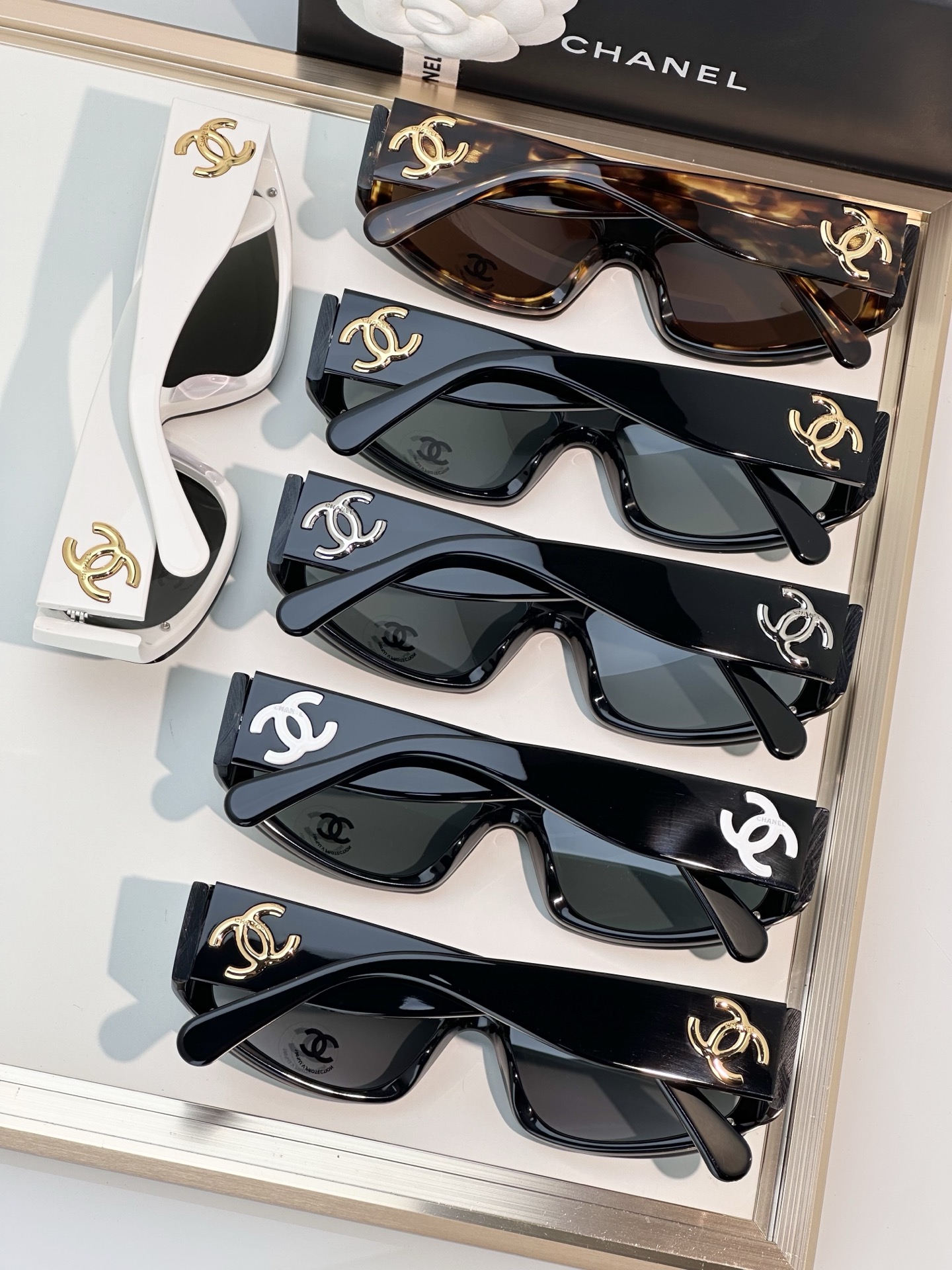 Chanel Sunglasses CH5071