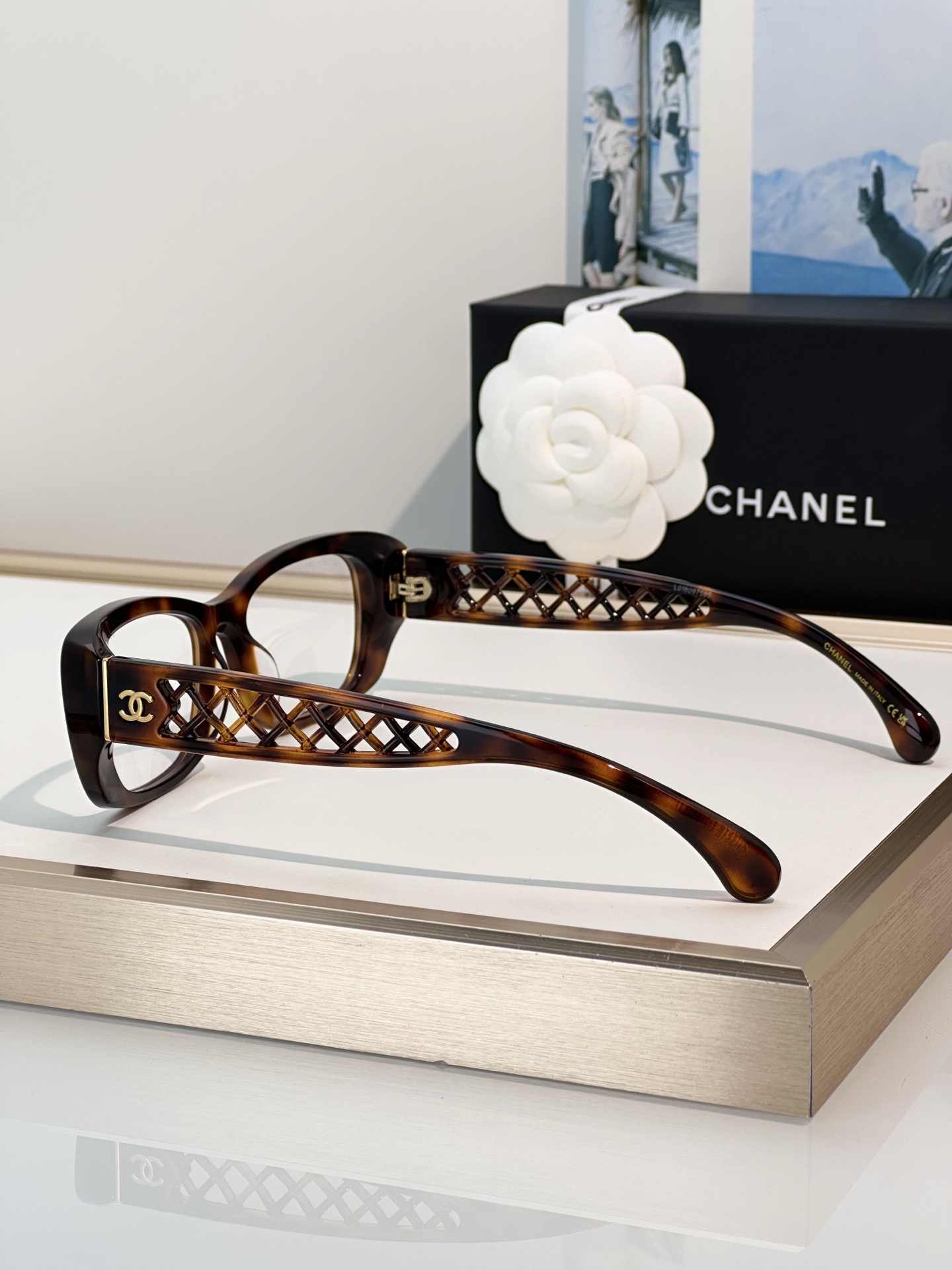 Chanel Sunglasses CH3518