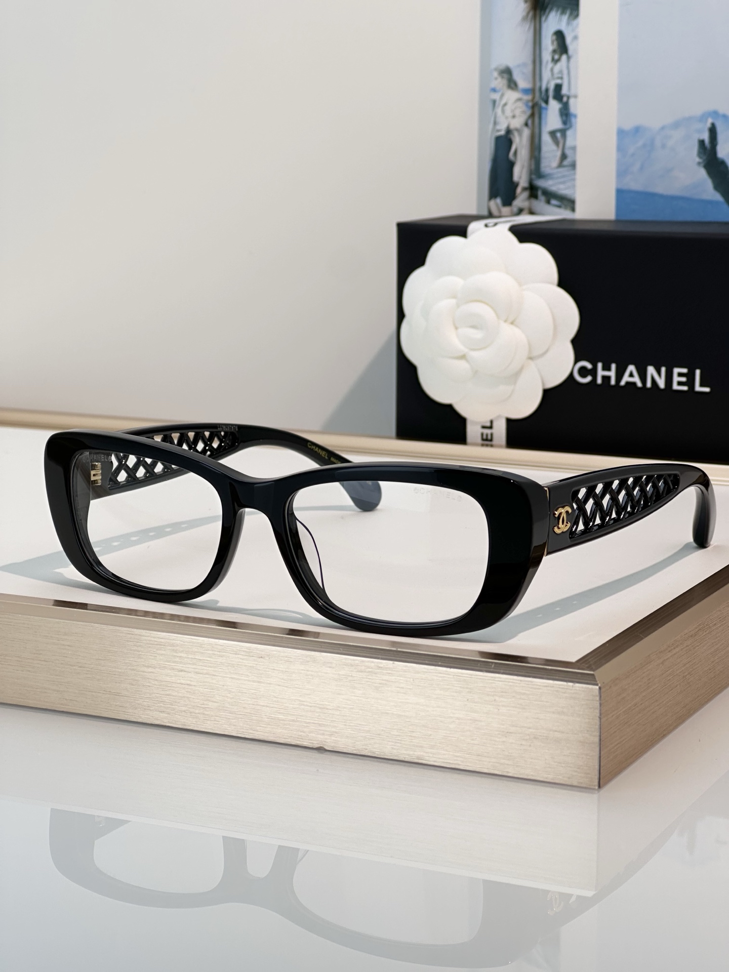 Chanel Sunglasses CH3518
