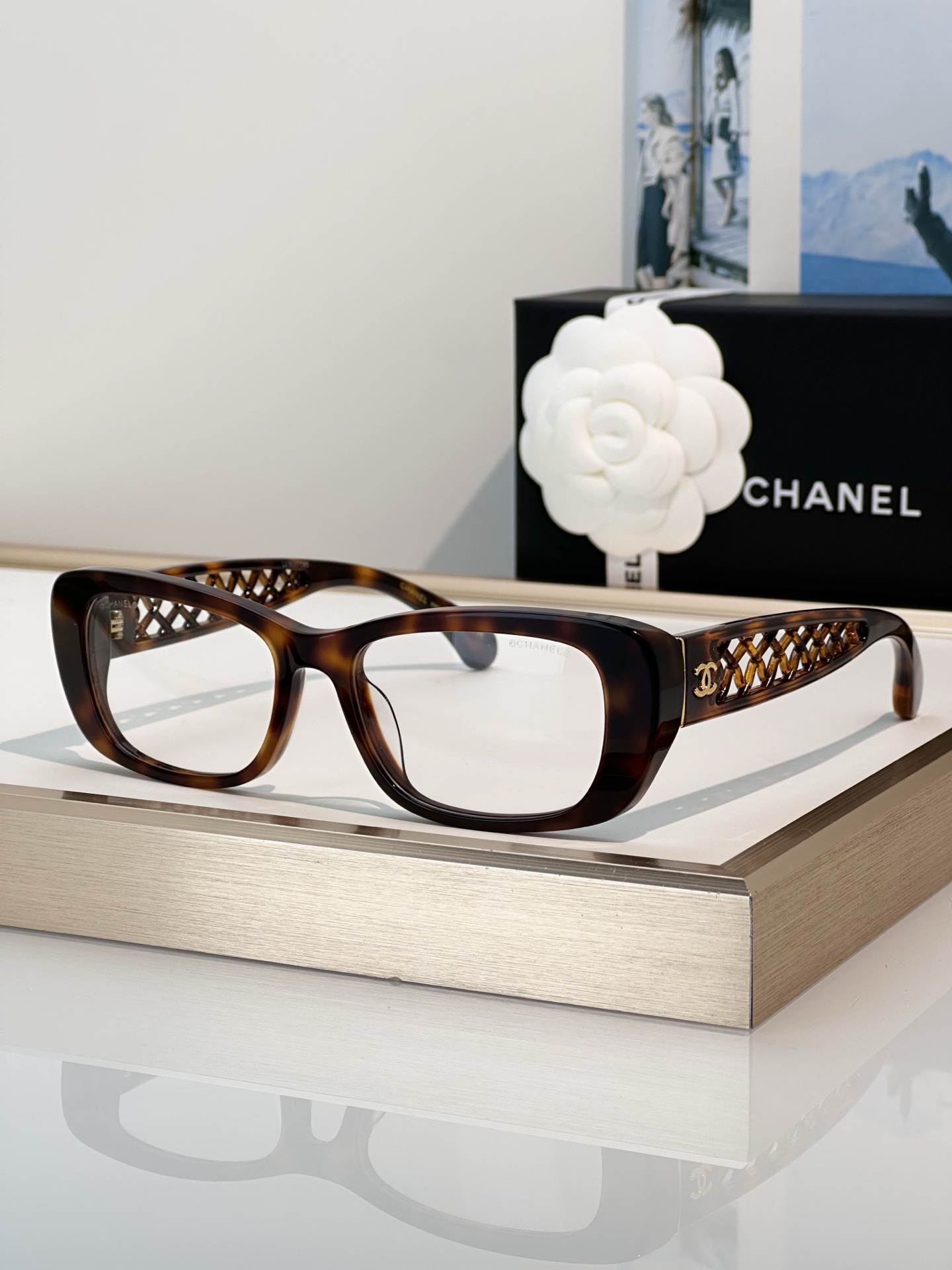Chanel Sunglasses CH3518