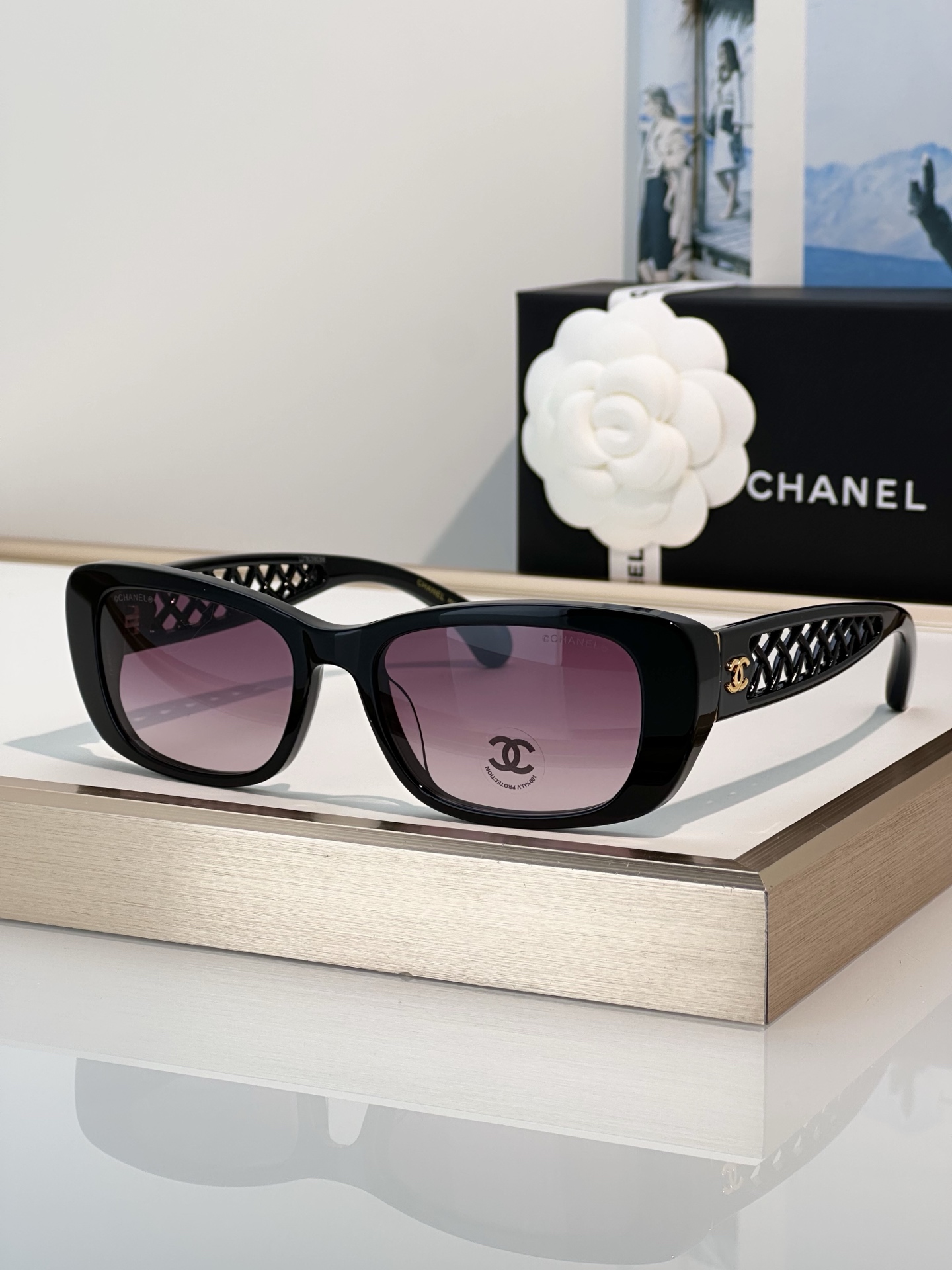 Chanel Sunglasses CH3518