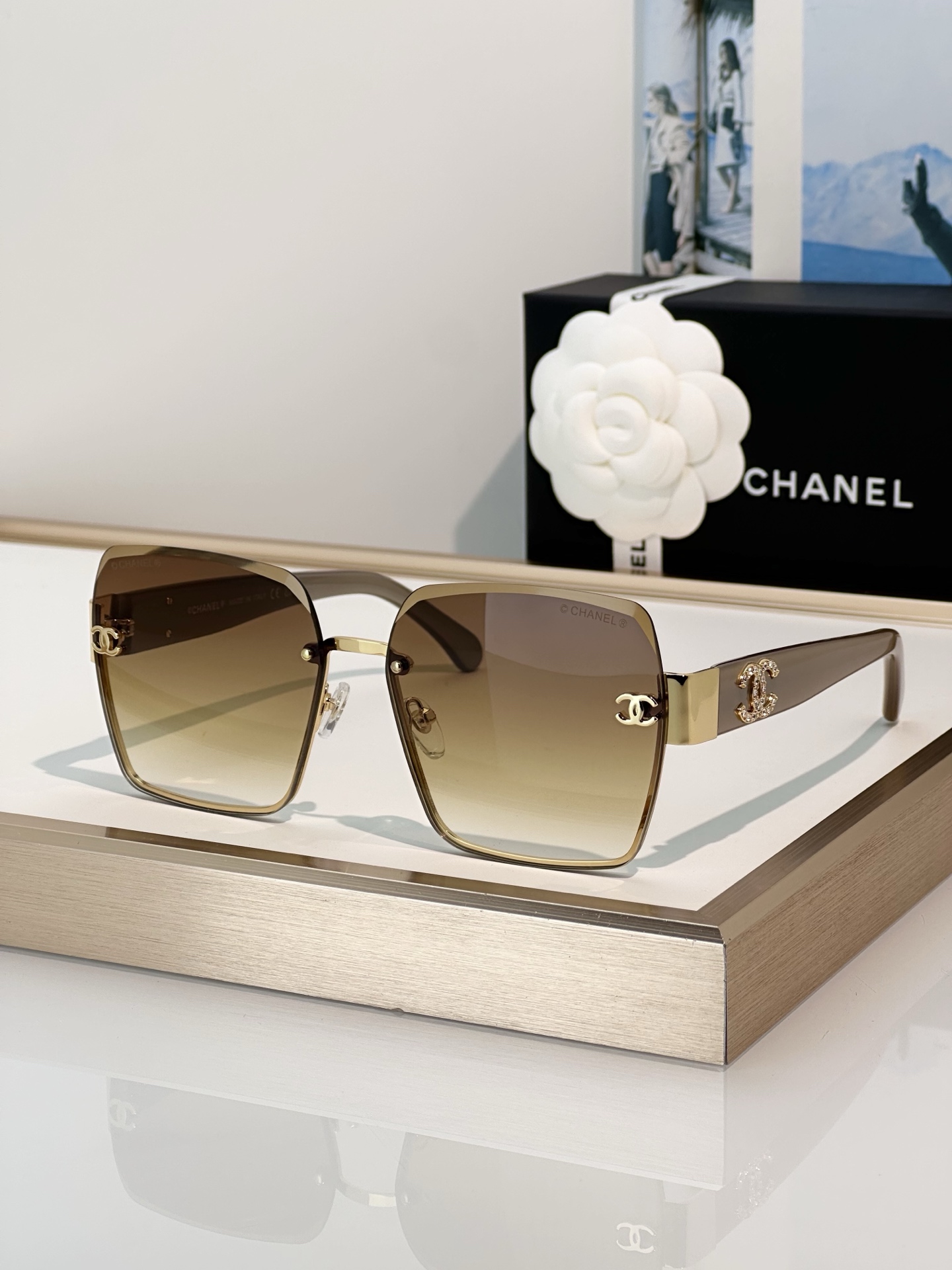 Chanel Sunglasses CH4598