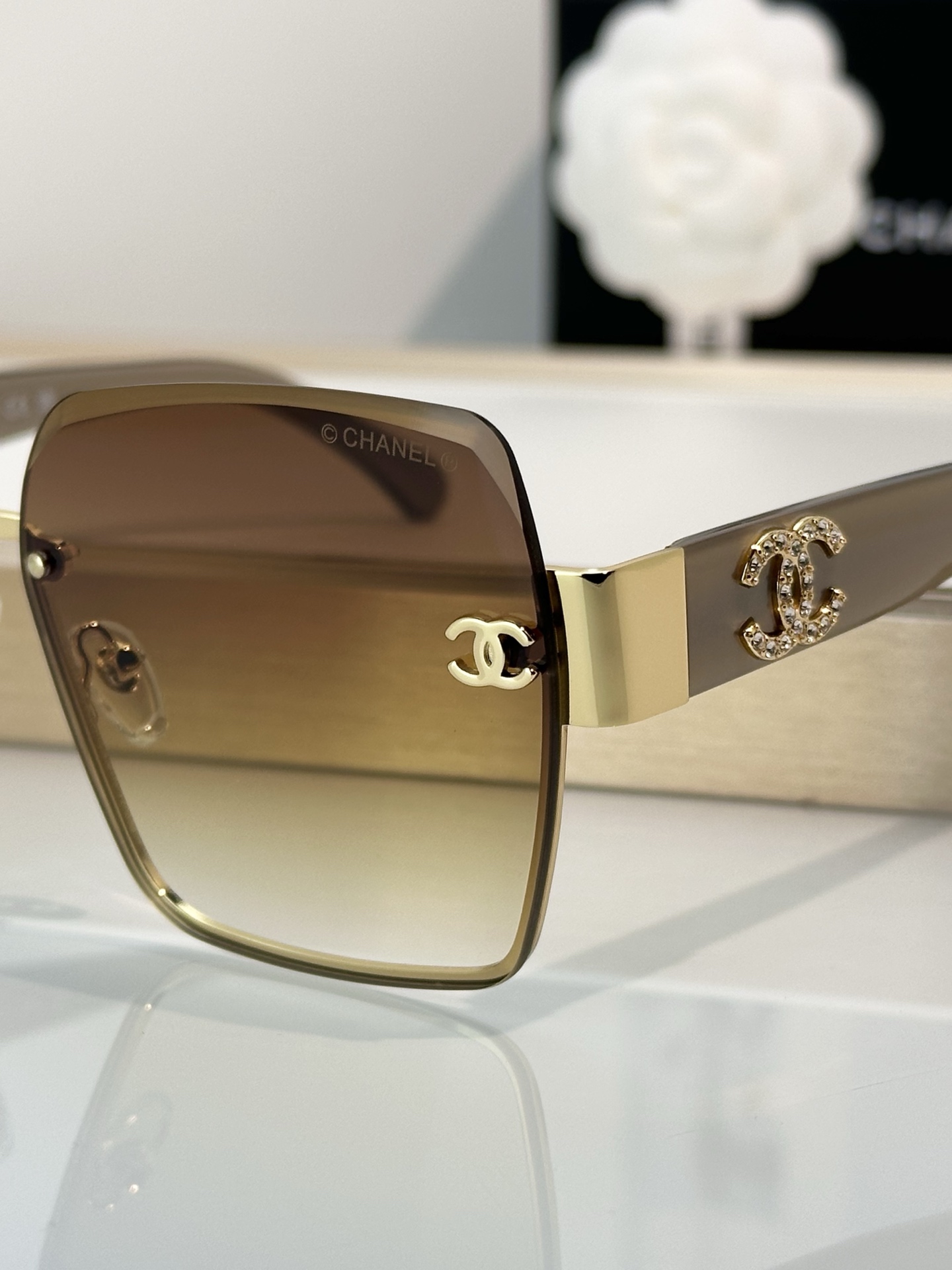Chanel Sunglasses CH4598