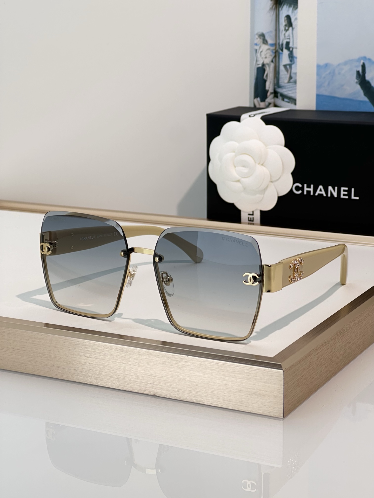 Chanel Sunglasses CH4598
