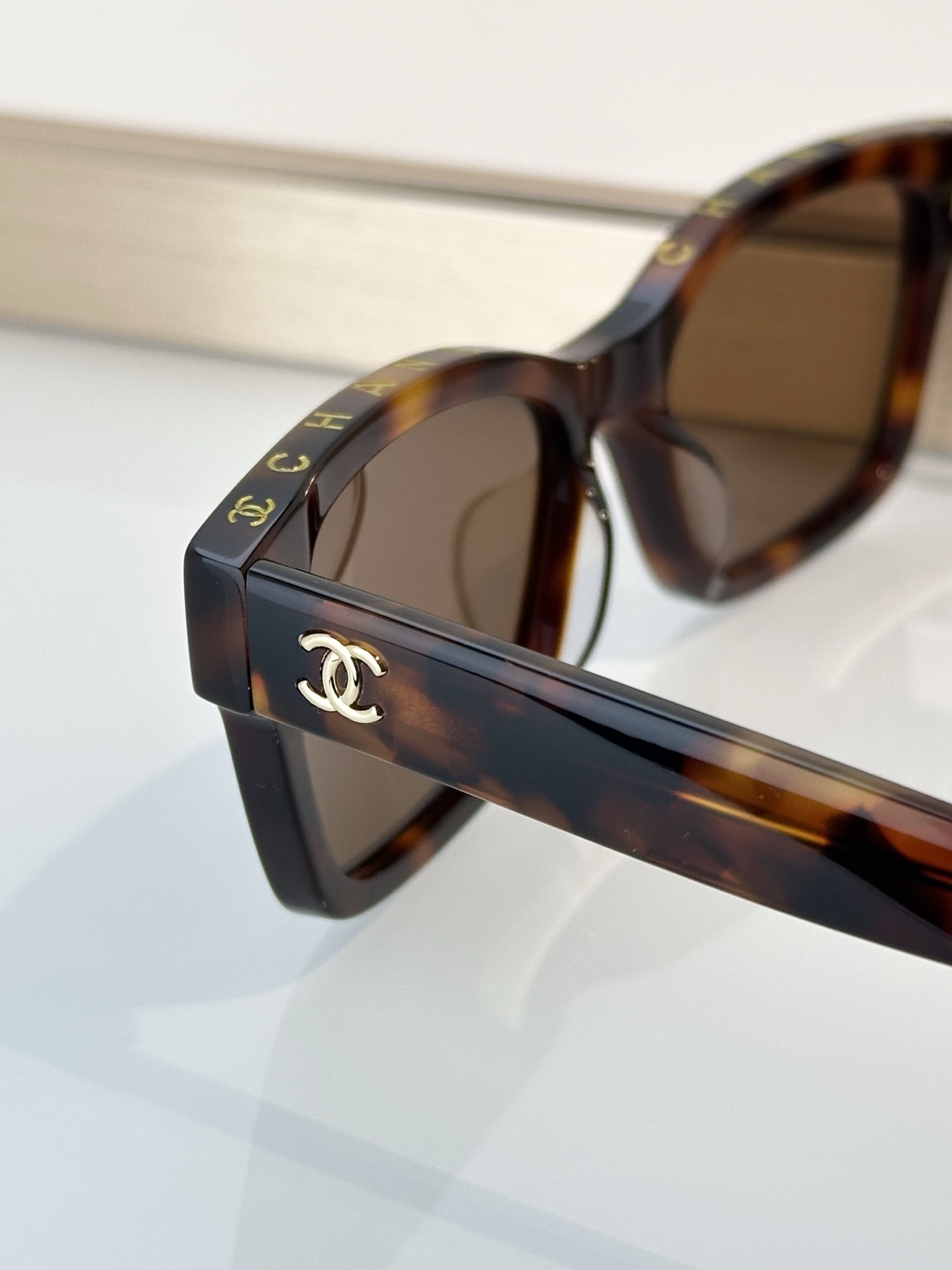 Chanel Sunglasses CH3528