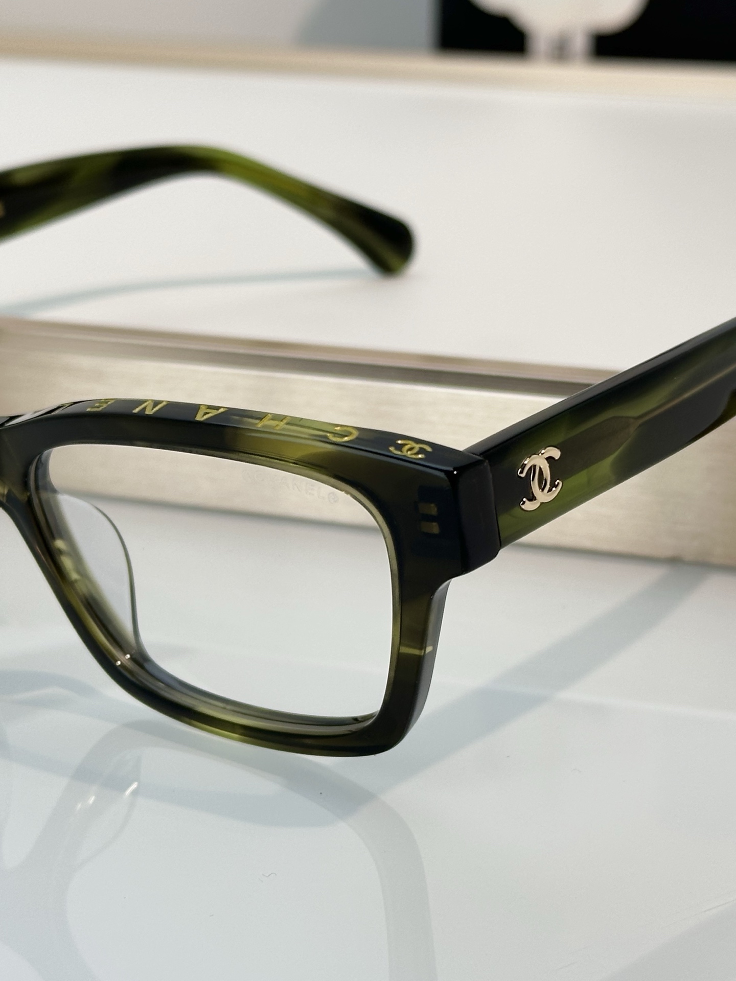 Chanel Sunglasses CH3528