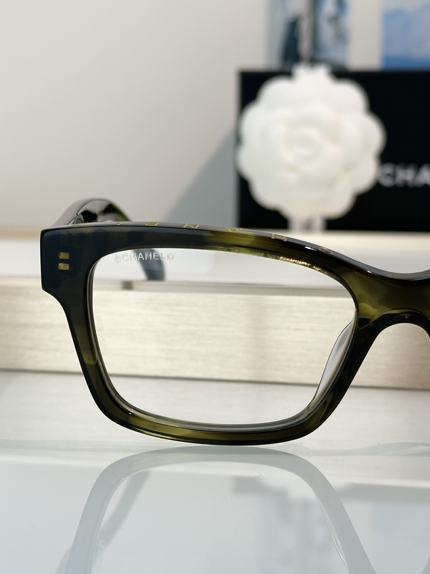 Chanel Sunglasses CH3528