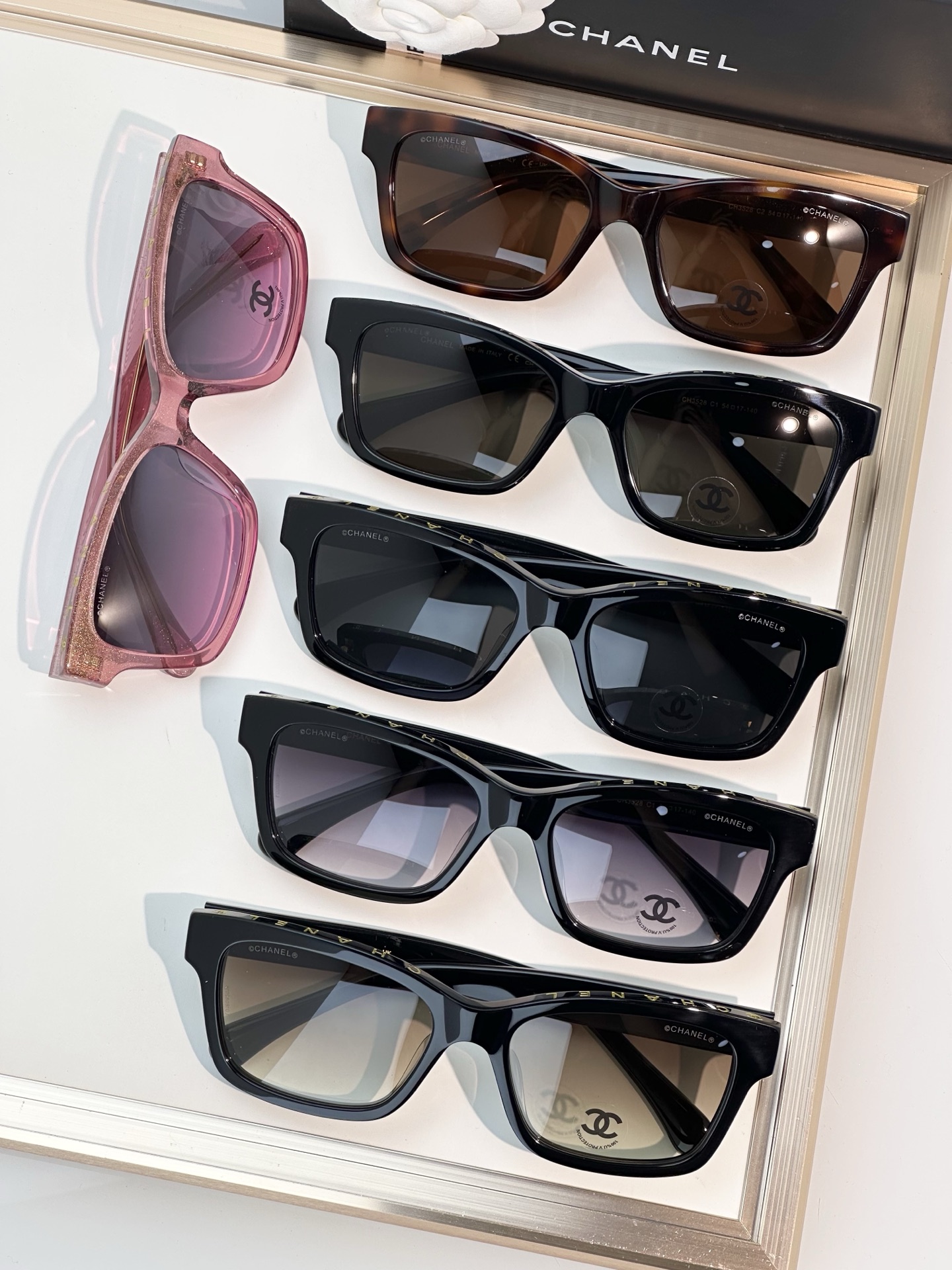 Chanel Sunglasses CH3528