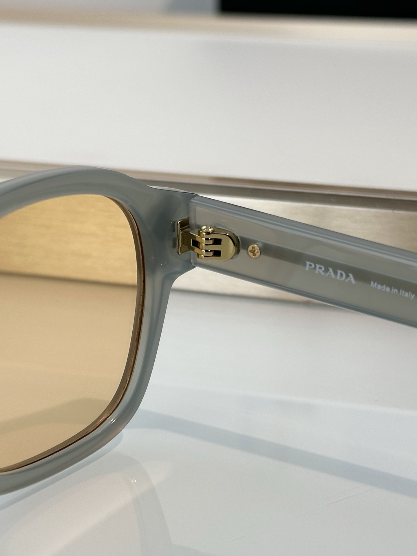Designer Sunglasses SPR