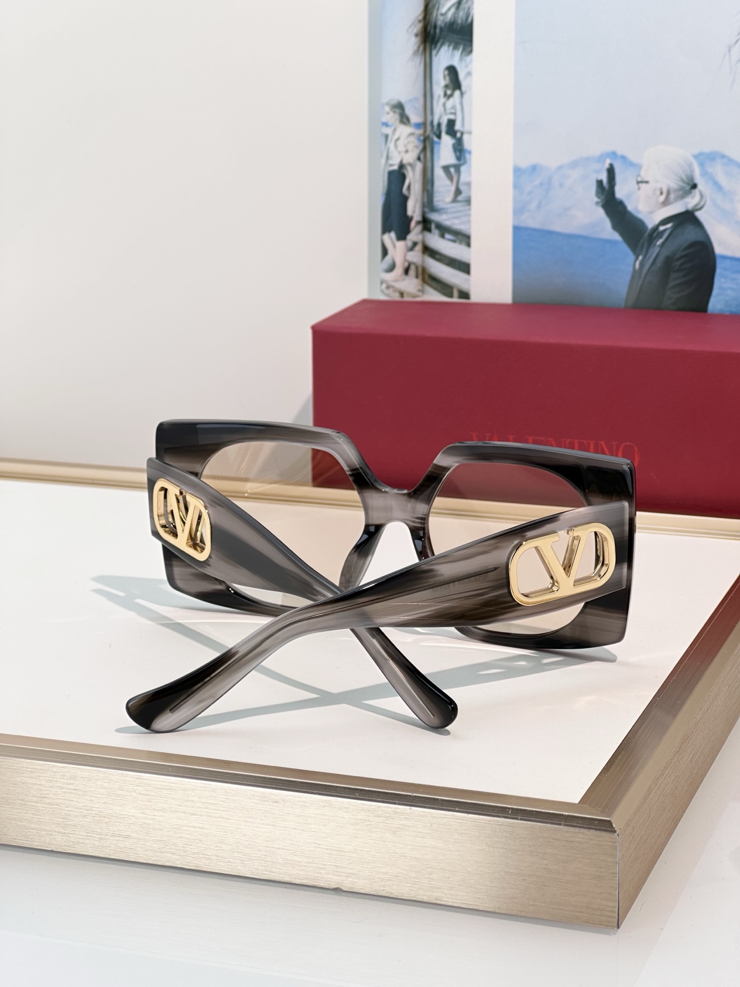 Designer Sunglasses VG0002S