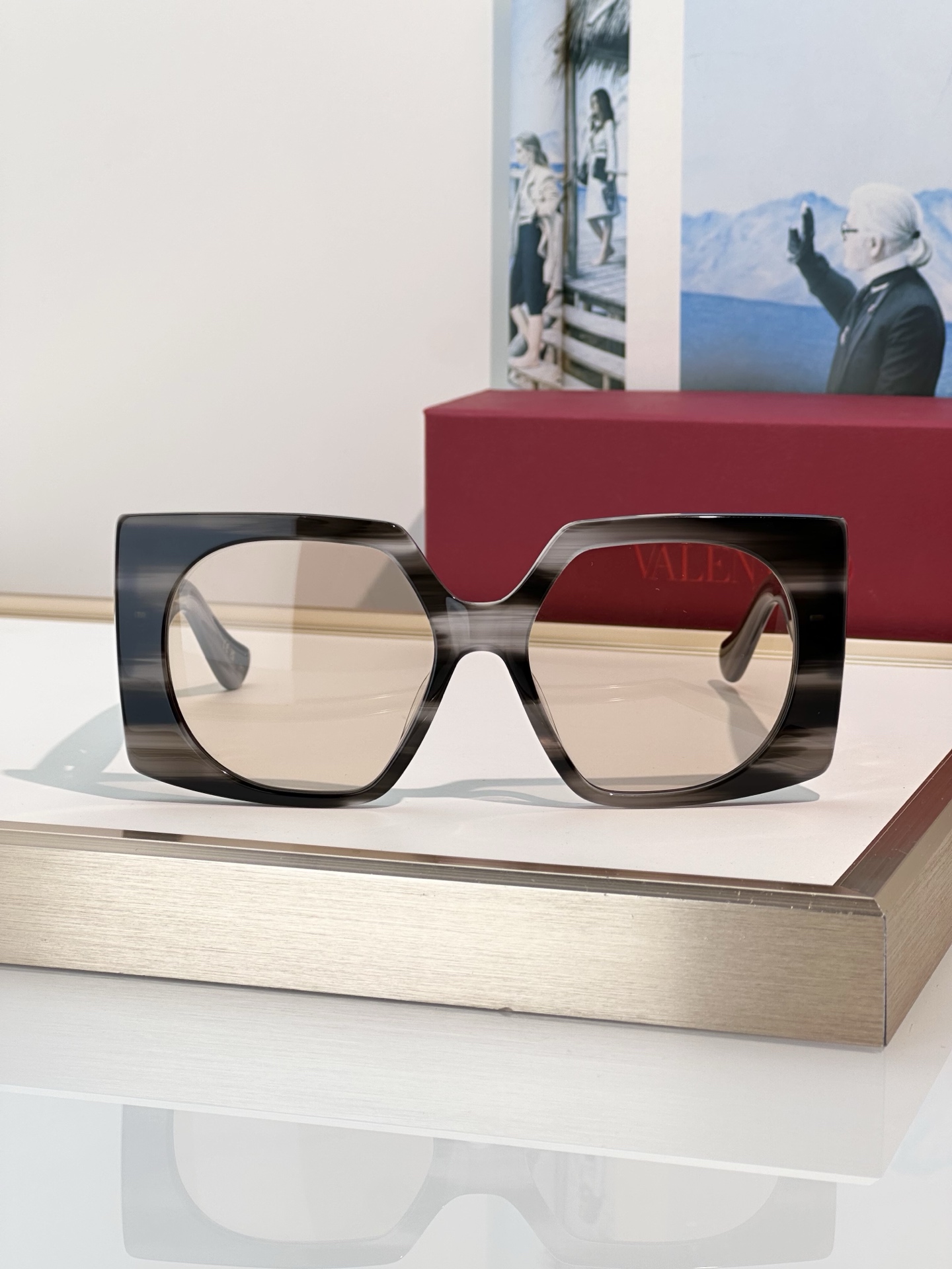 Designer Sunglasses VG0002S