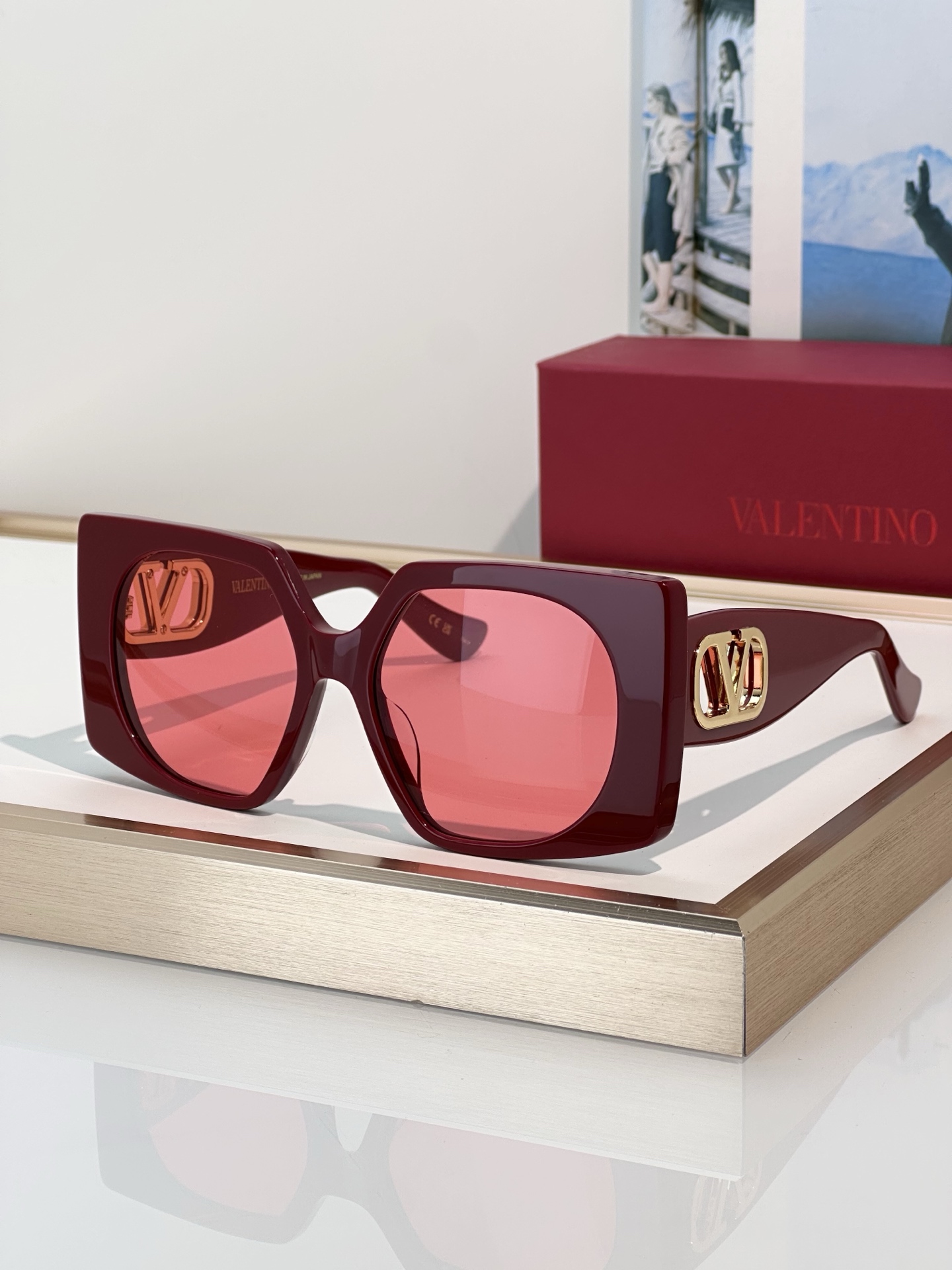 Designer Sunglasses VG0002S