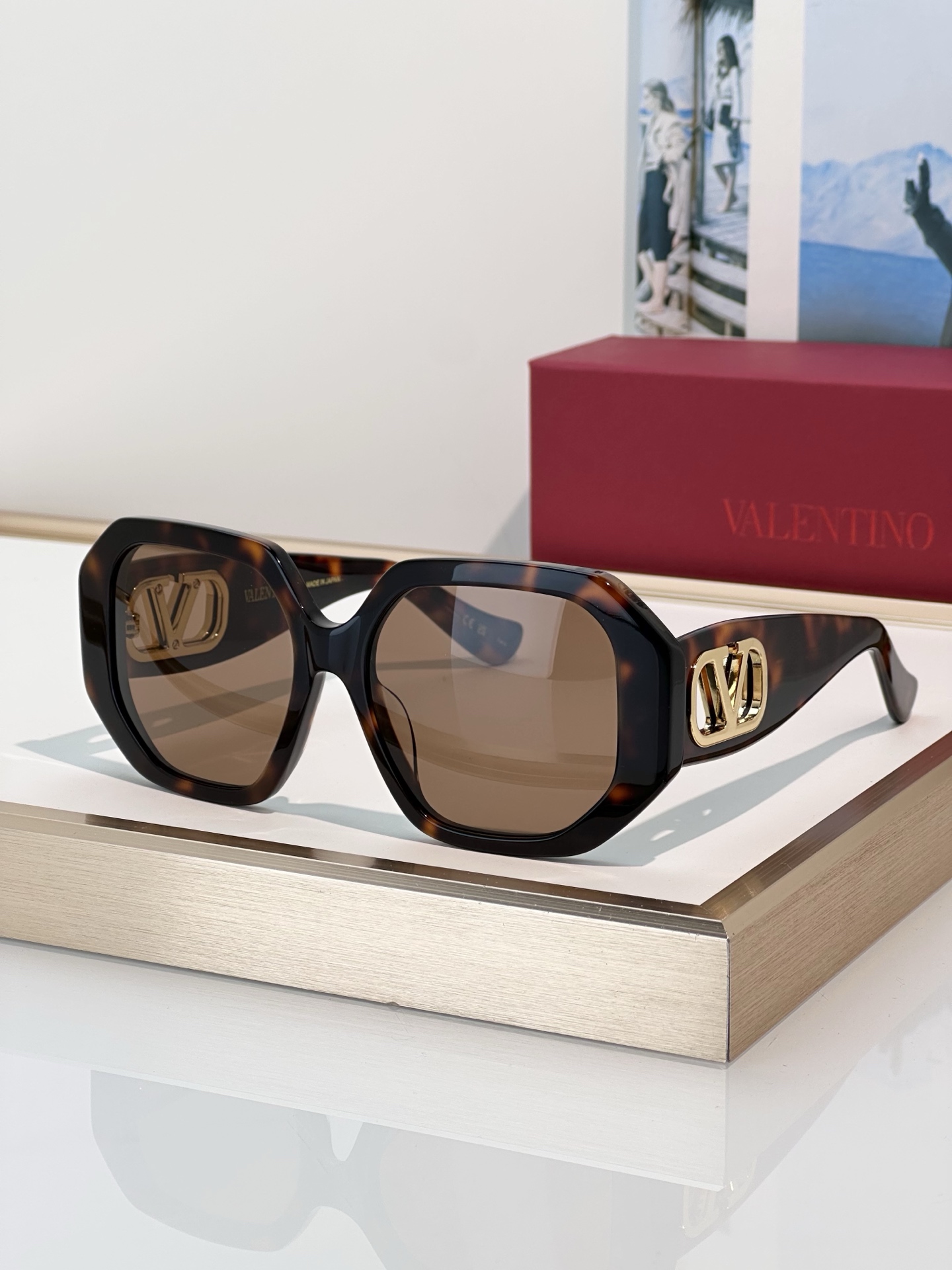 Designer Sunglasses VG0003SA