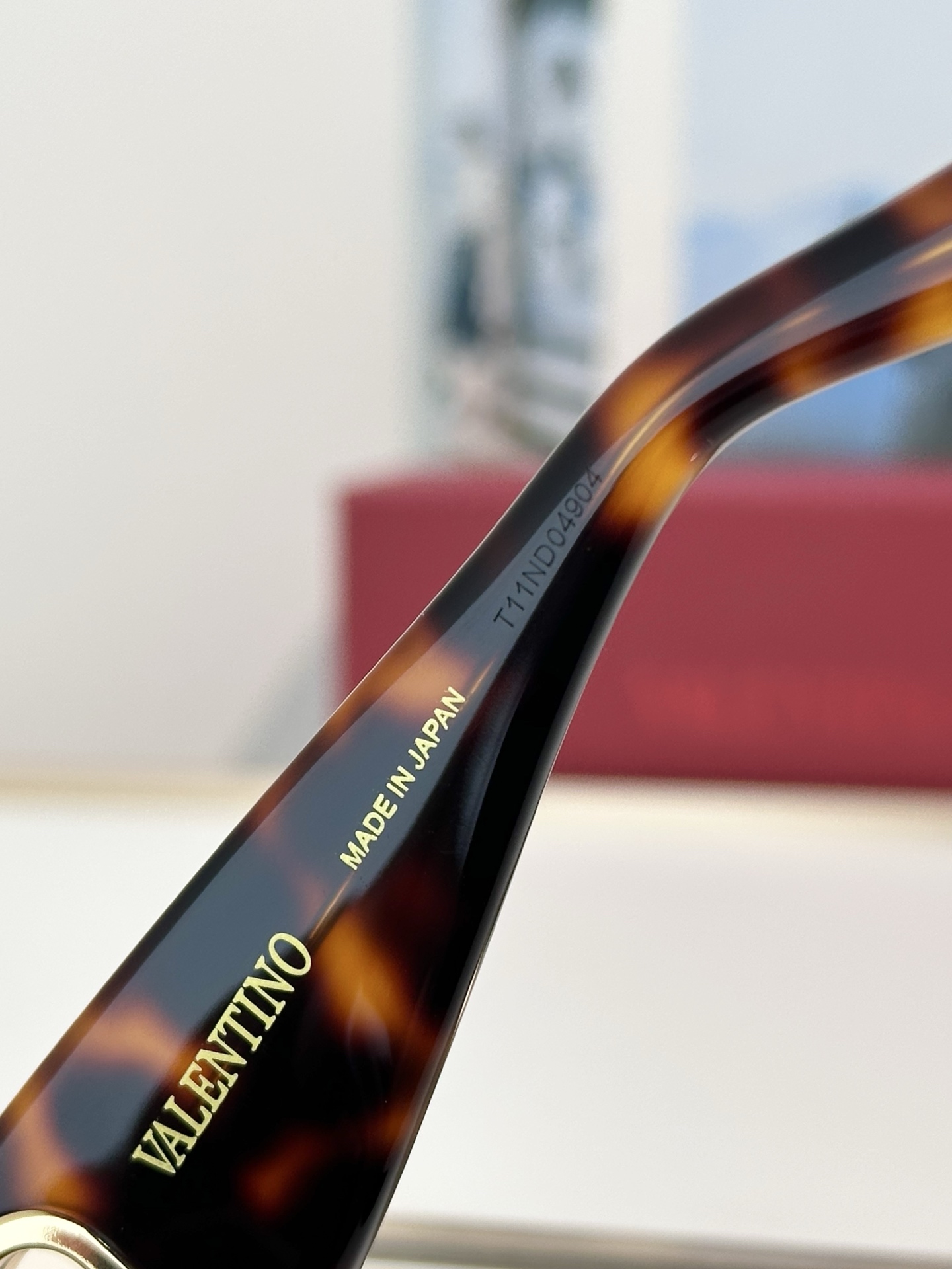 Designer Sunglasses VG0003SA
