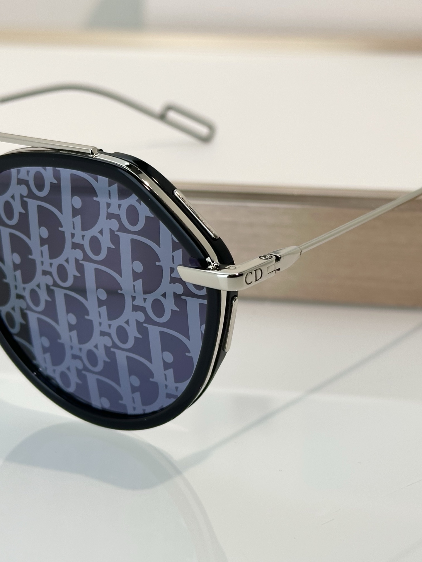 Designer Sunglasses 0219S