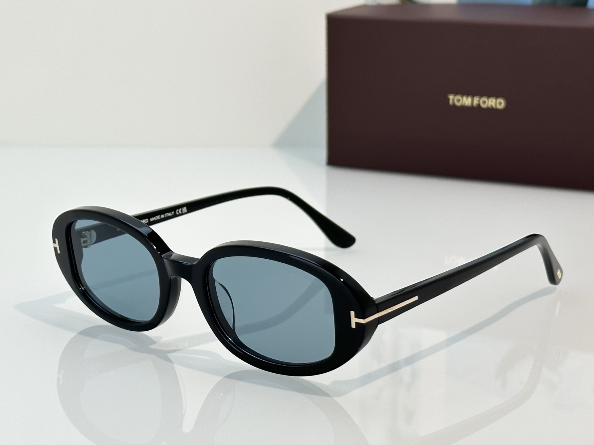 Designer Sunglasses FT1364