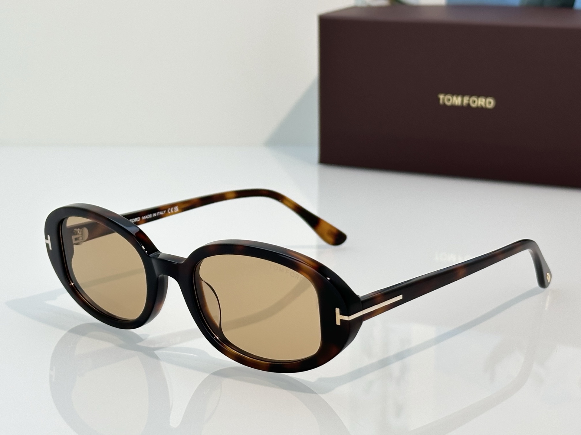 Designer Sunglasses FT1364