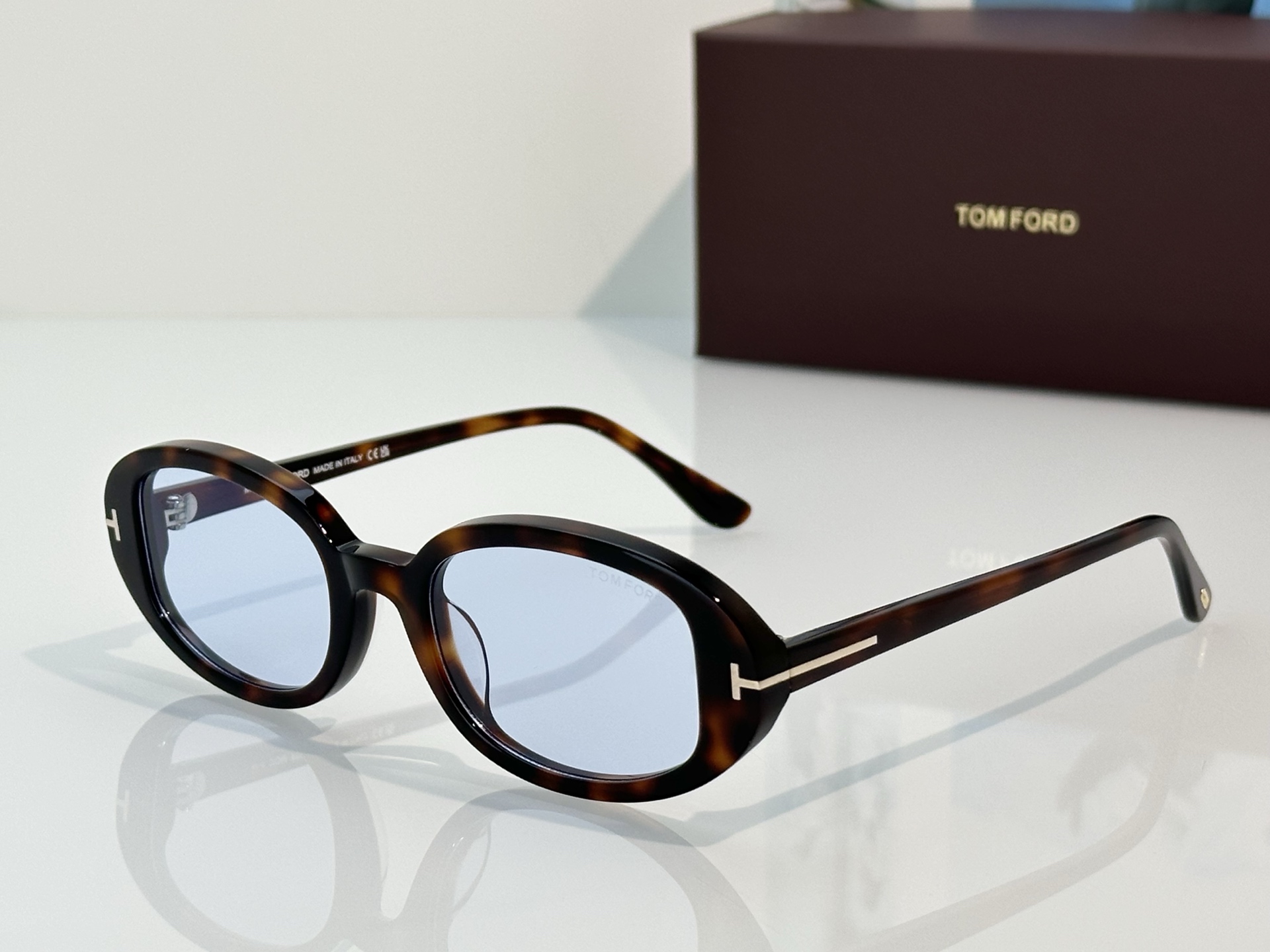 Designer Sunglasses FT1364