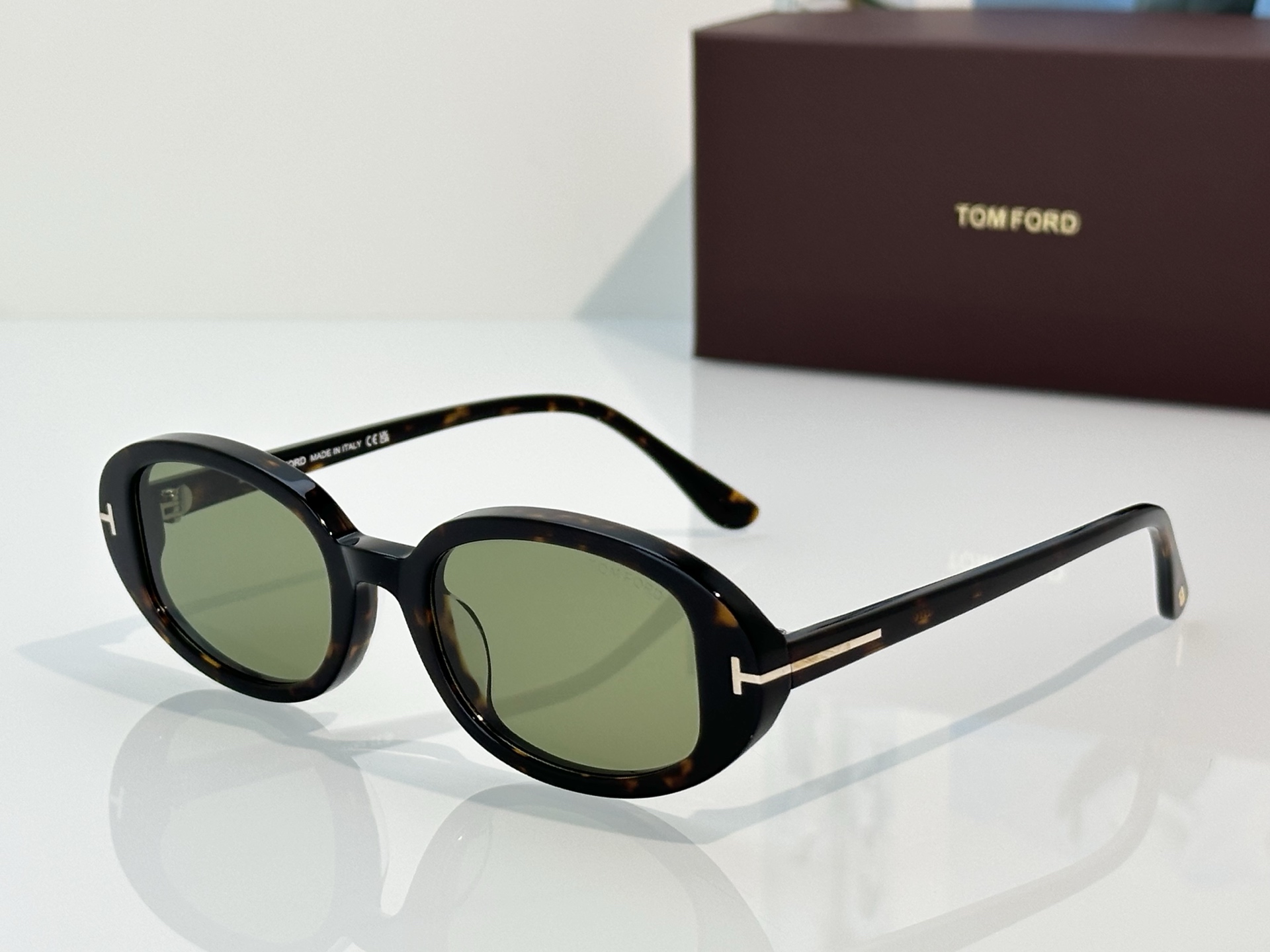 Designer Sunglasses FT1364