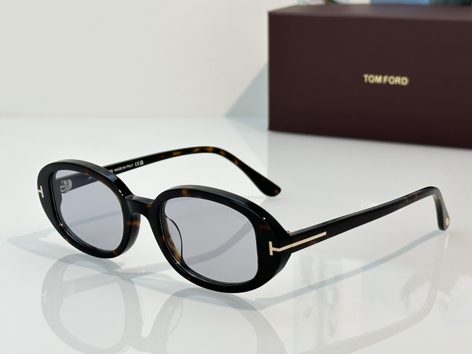 Designer Sunglasses FT1364