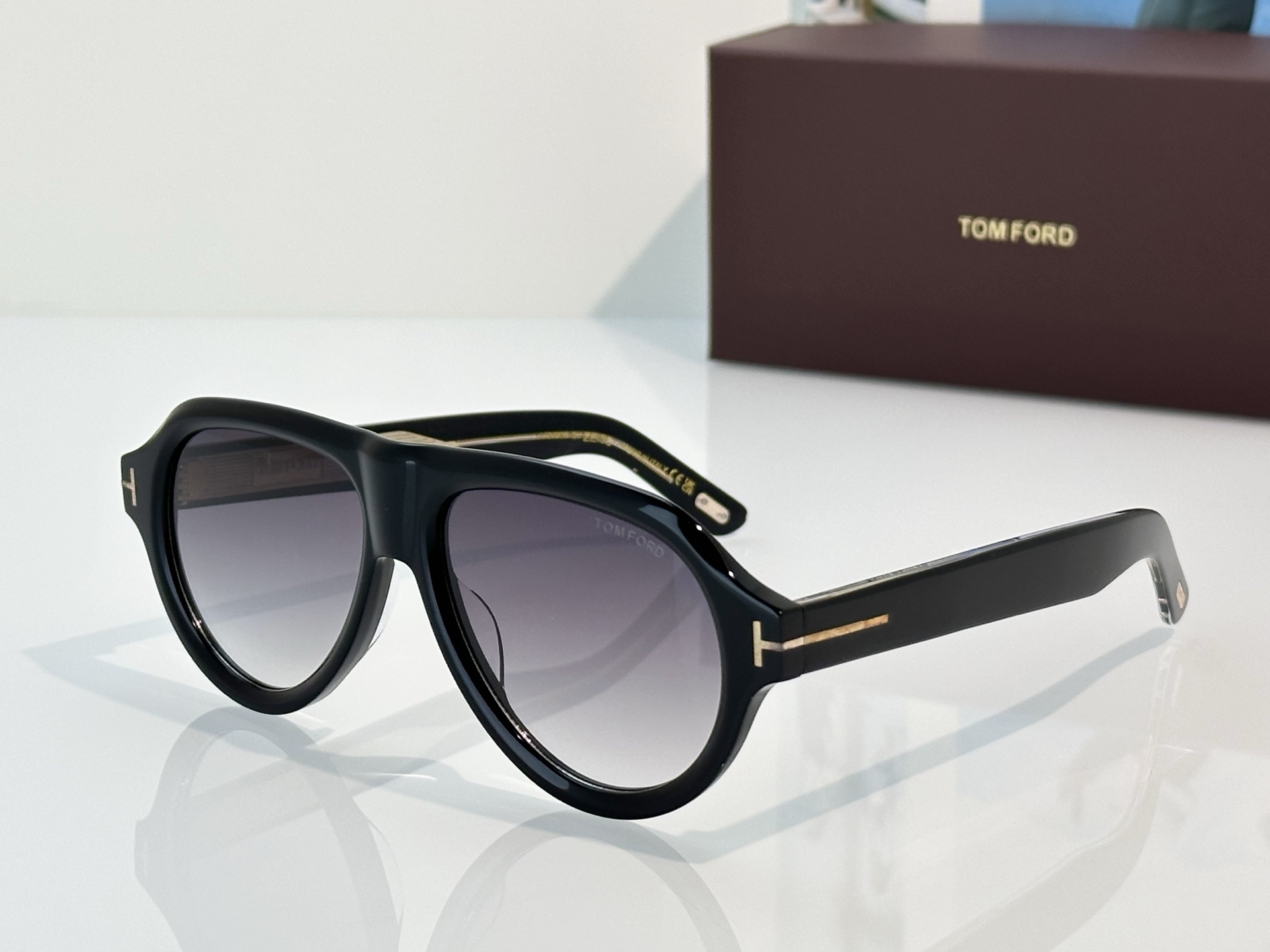 Designer Sunglasses TF1225