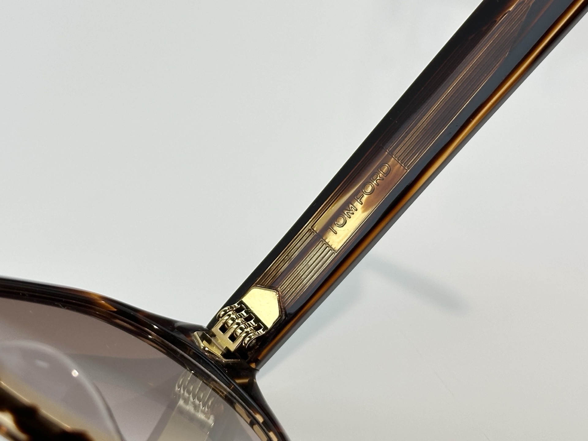 Designer Sunglasses TF1225