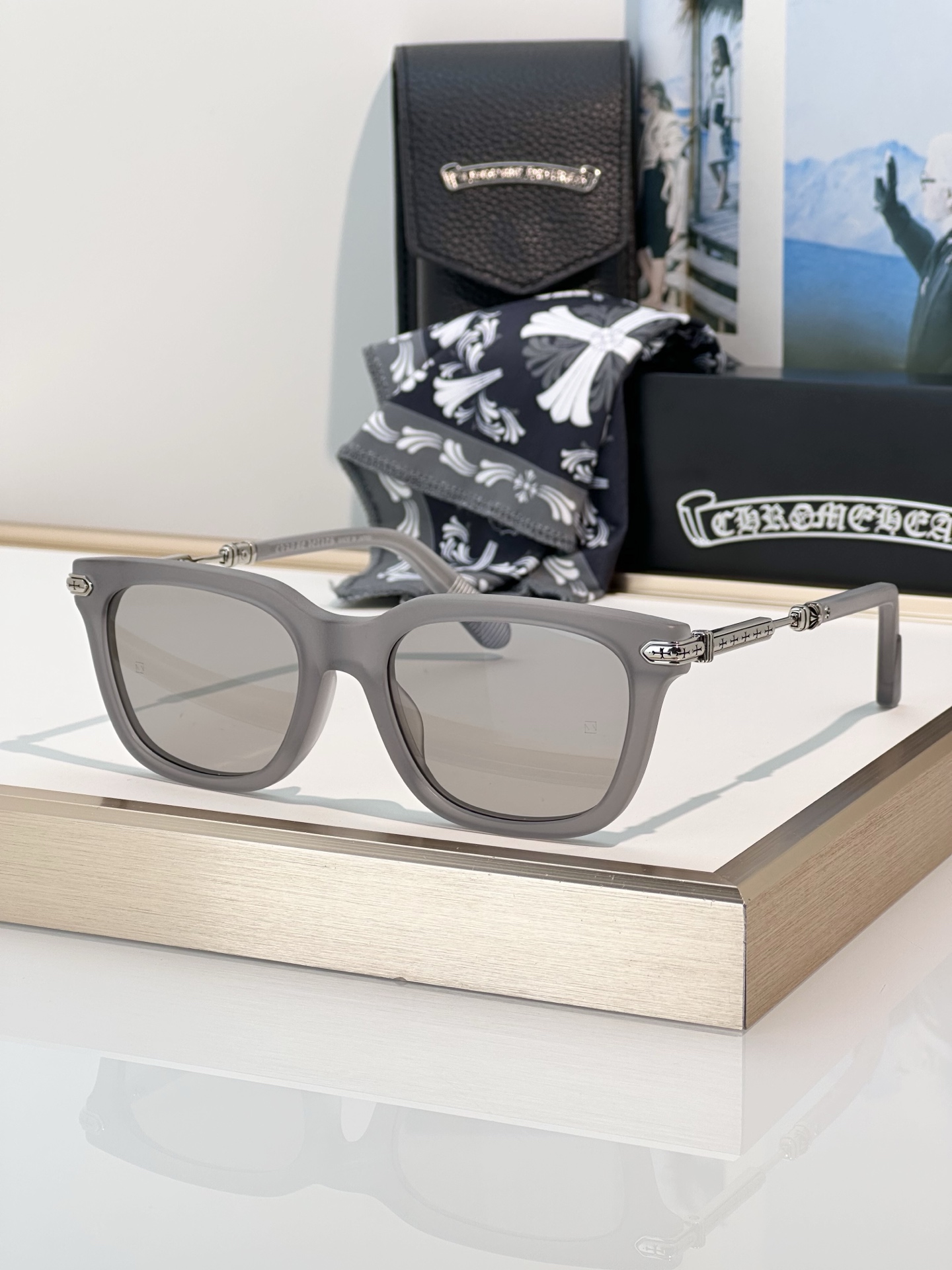 Designer Sunglasses TRESTICLES