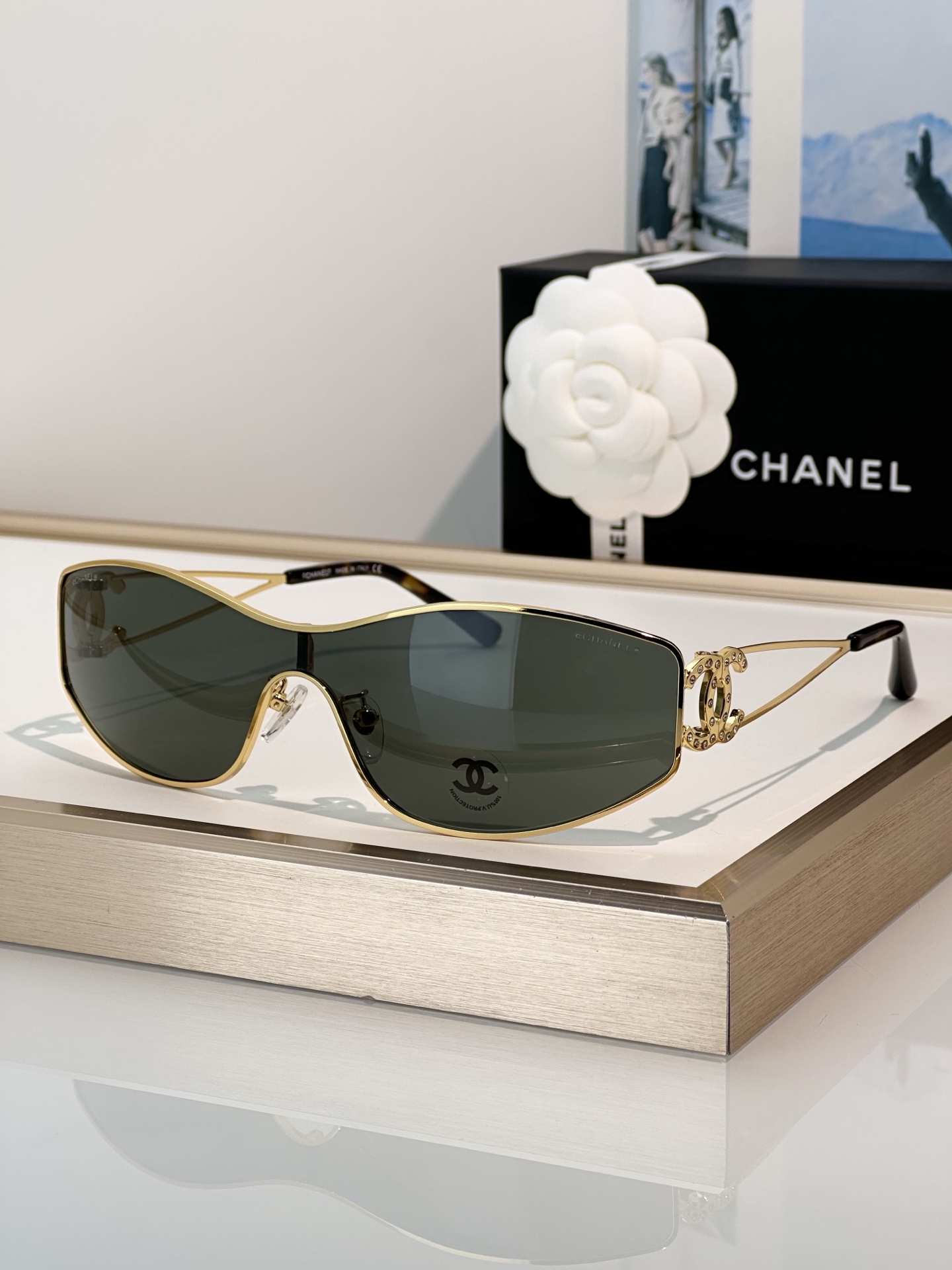 Chanel Sunglasses CH4073-B
