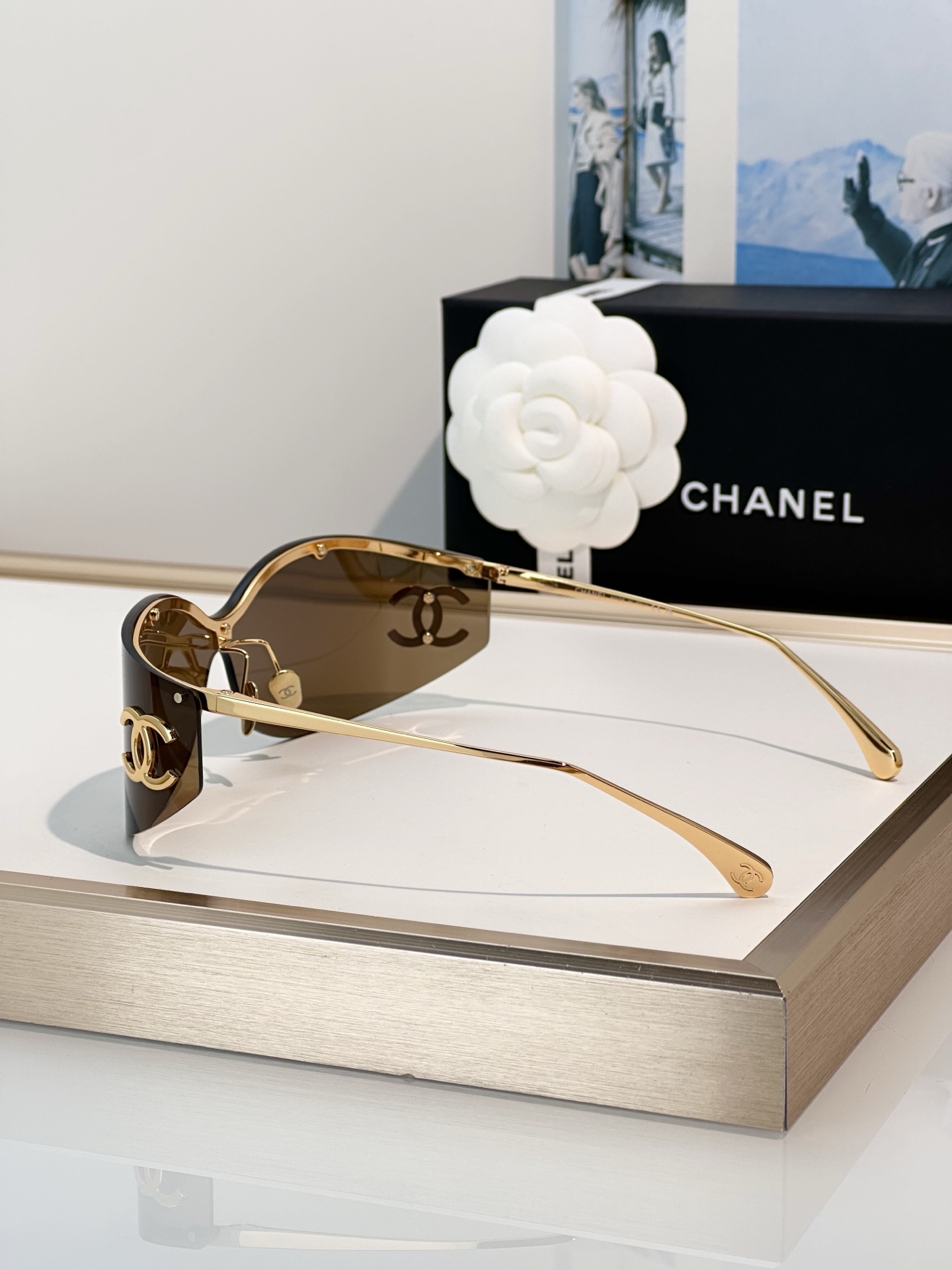 Chanel Sunglasses OCH9582
