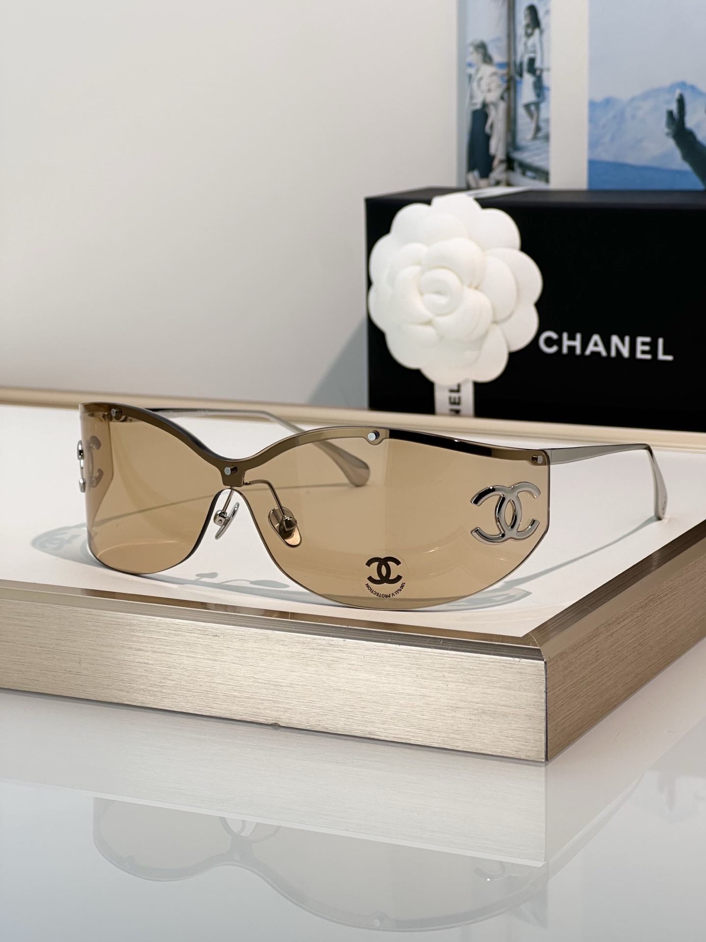 Chanel Sunglasses OCH9582