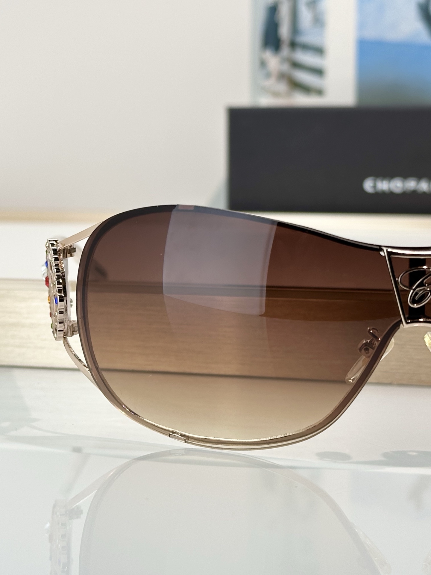 Designer Sunglasses SCH863S