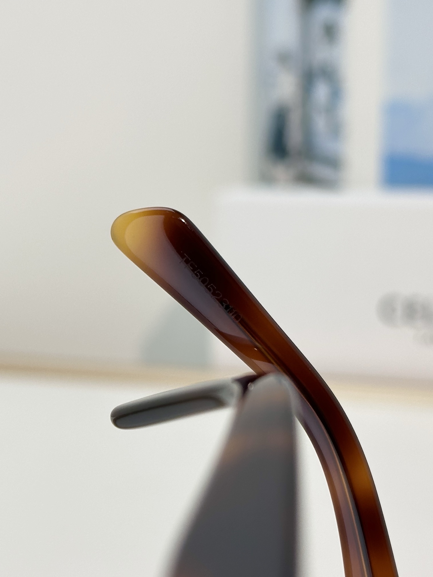 Designer Sunglasses CL50180I