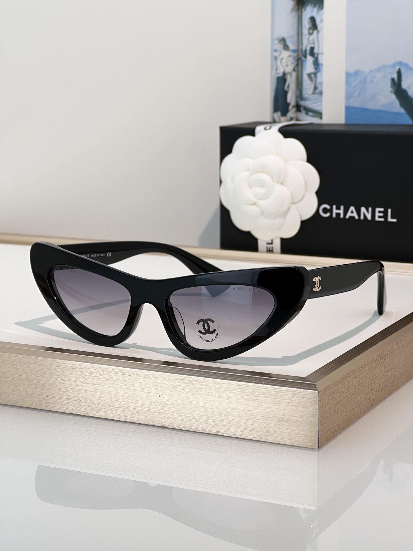 Chanel Sunglasses CH9203