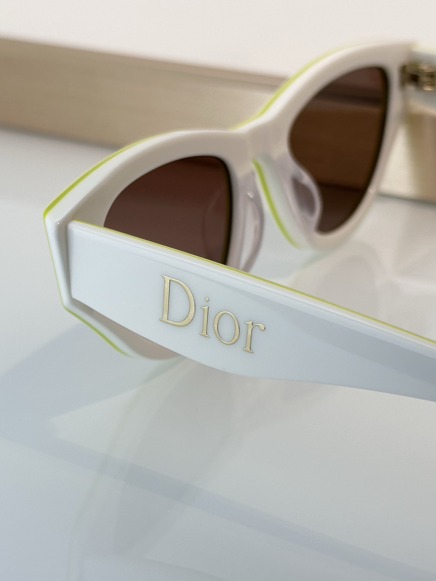 Designer Sunglasses Pop