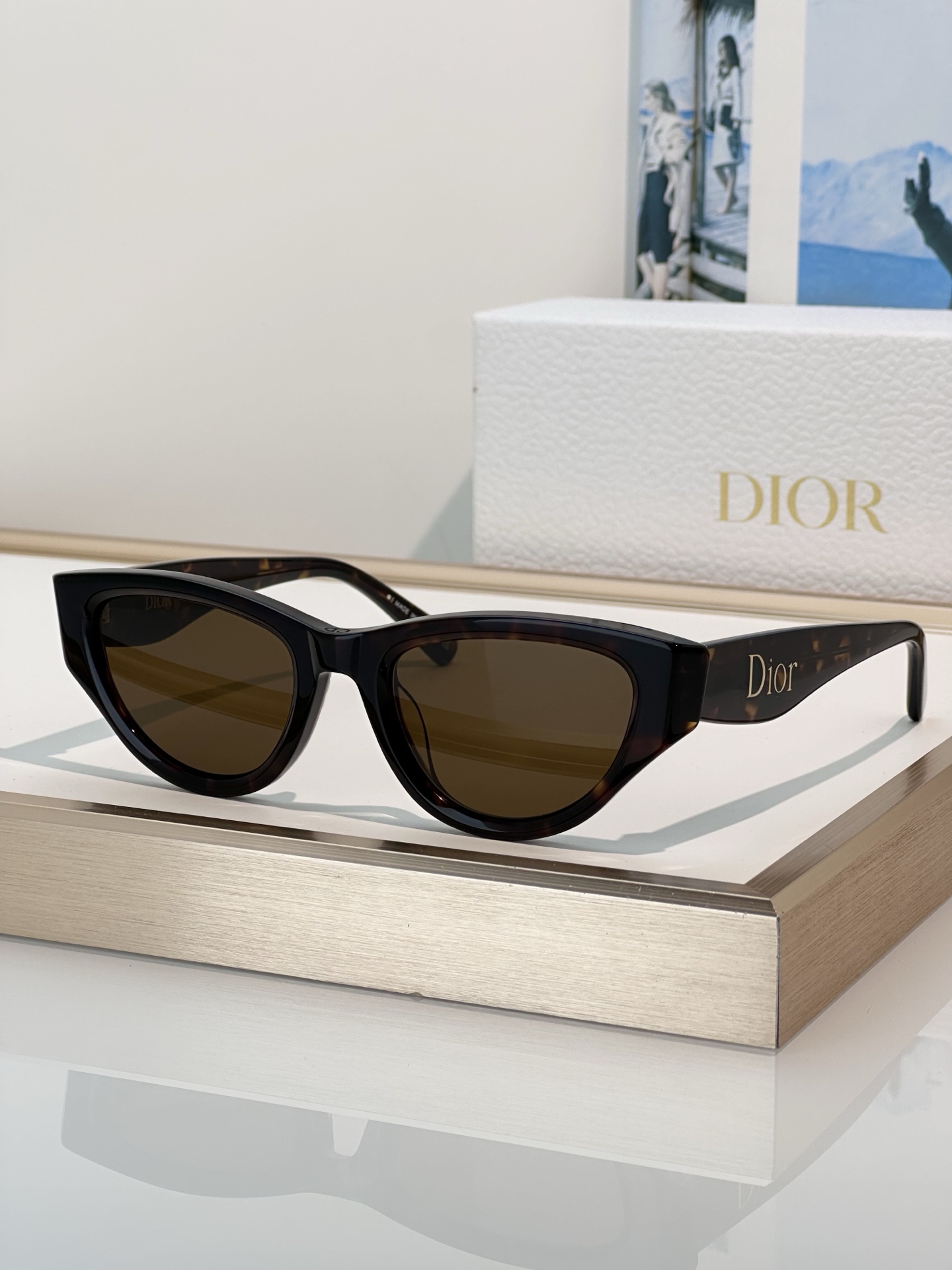 Designer Sunglasses Pop