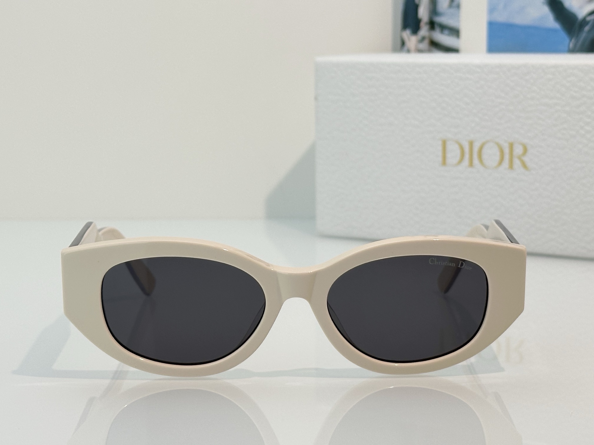 Designer Sunglasses DSGTA54UCR