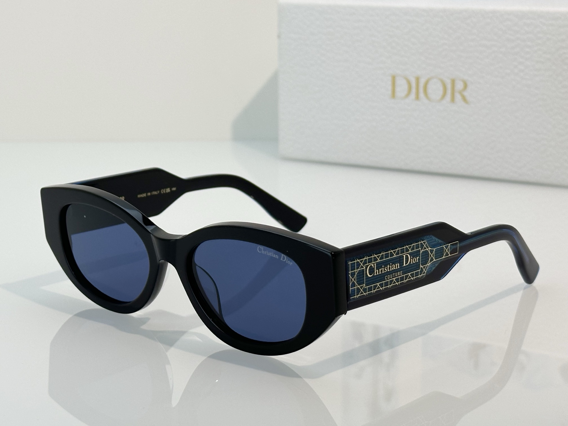 Designer Sunglasses DSGTA54UCR