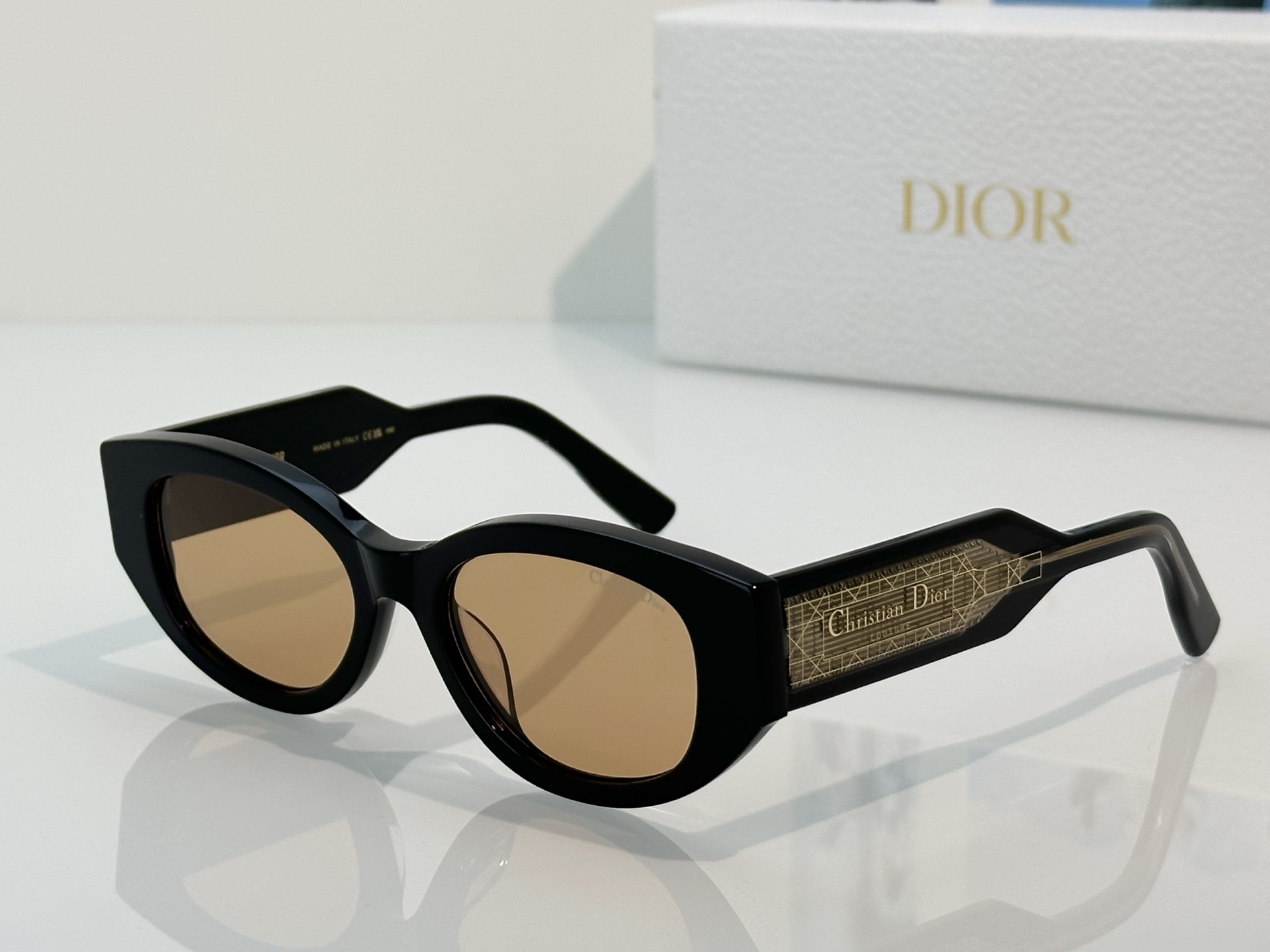 Designer Sunglasses DSGTA54UCR