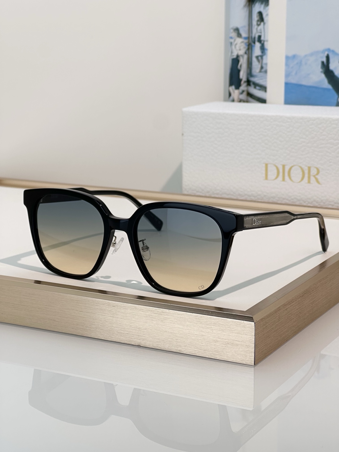 Designer Sunglasses Ribbon