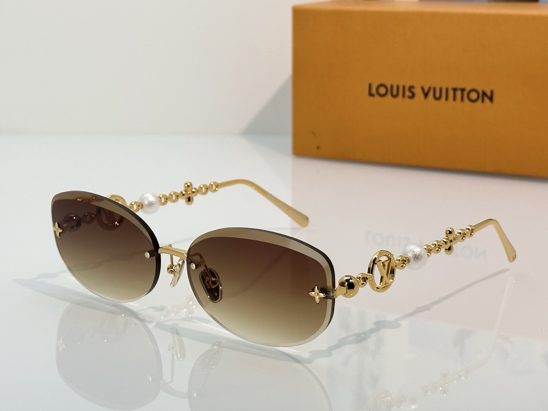 Designer Sunglasses Z3166U