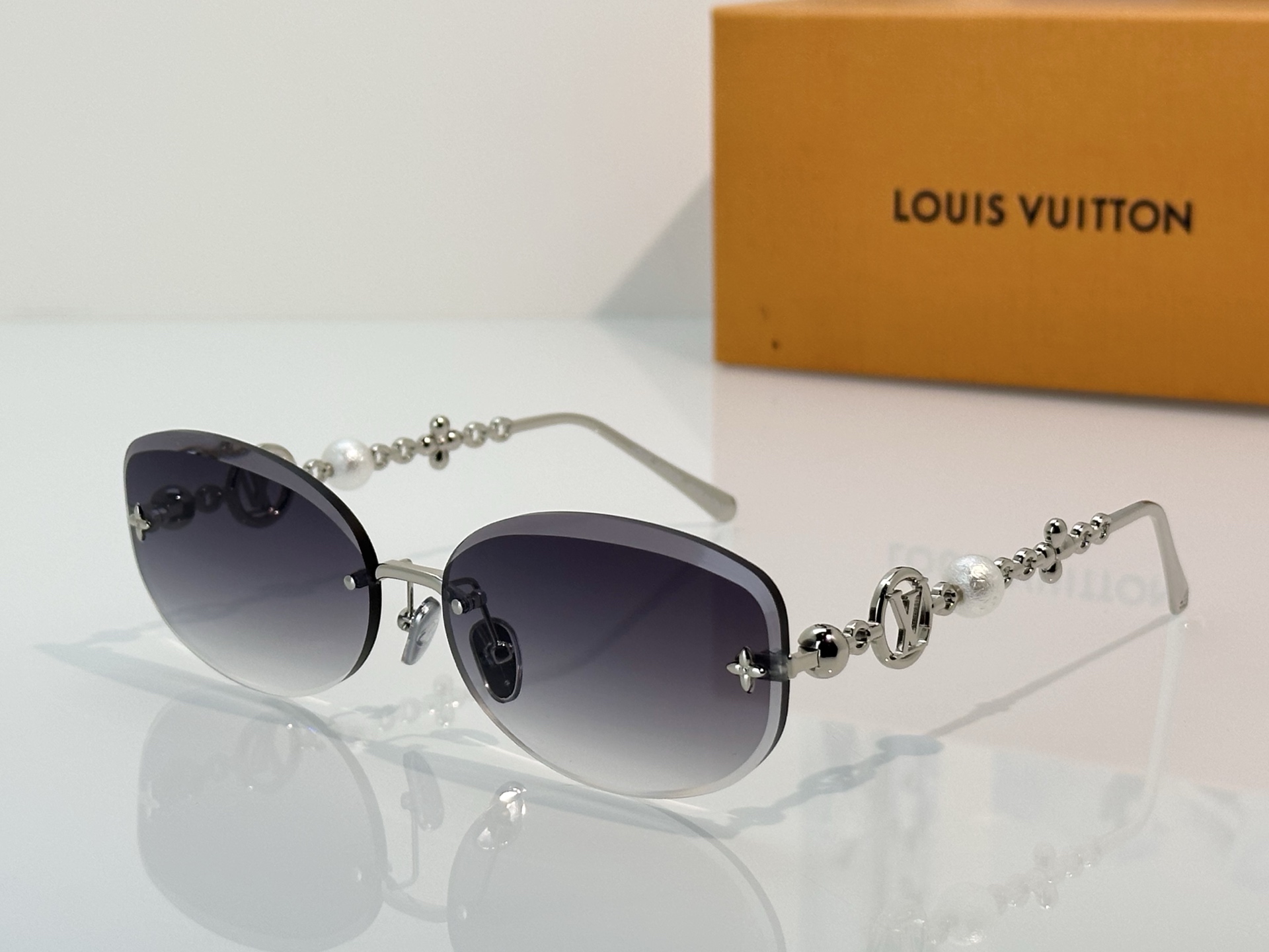 Designer Sunglasses Z3166U
