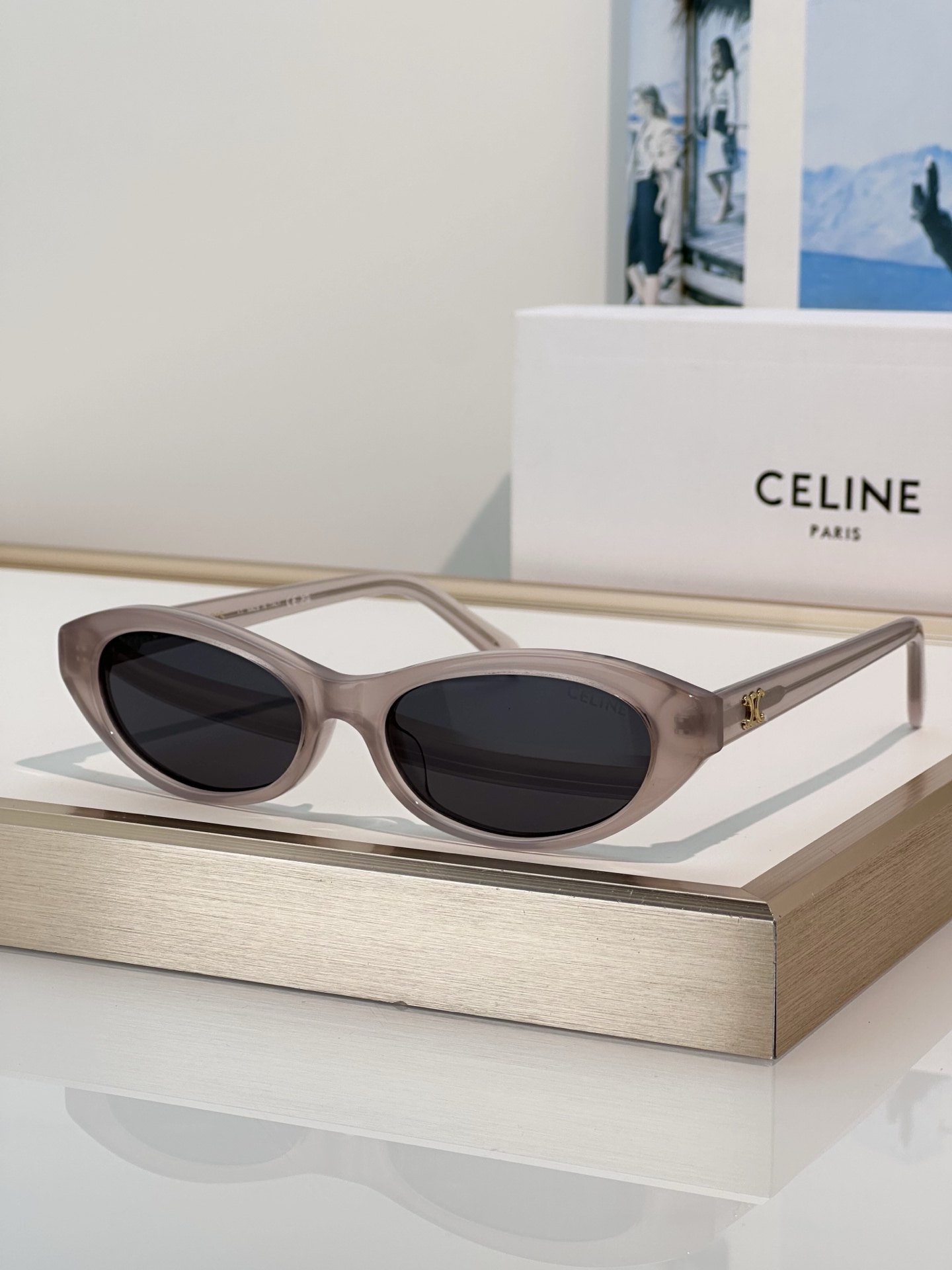 Designer Sunglasses CL40353U