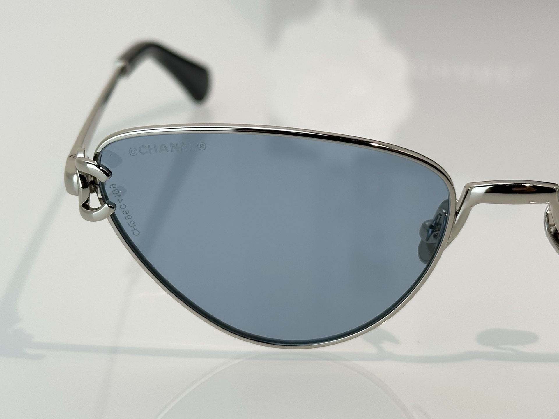 Chanel Sunglasses CH2232