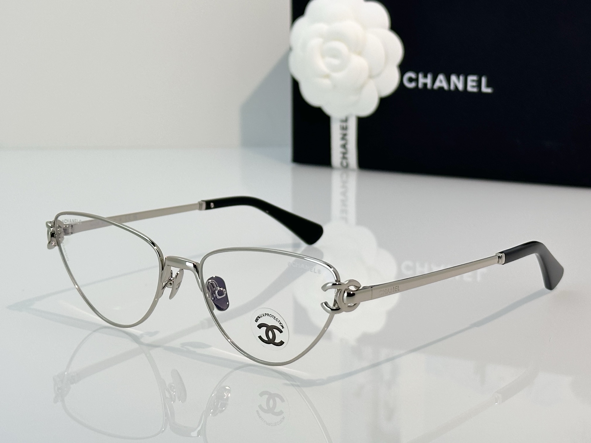 Chanel Sunglasses CH2232