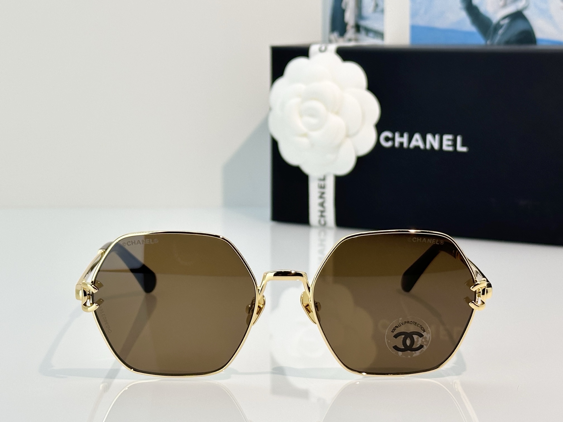 Chanel Sunglasses CH2231