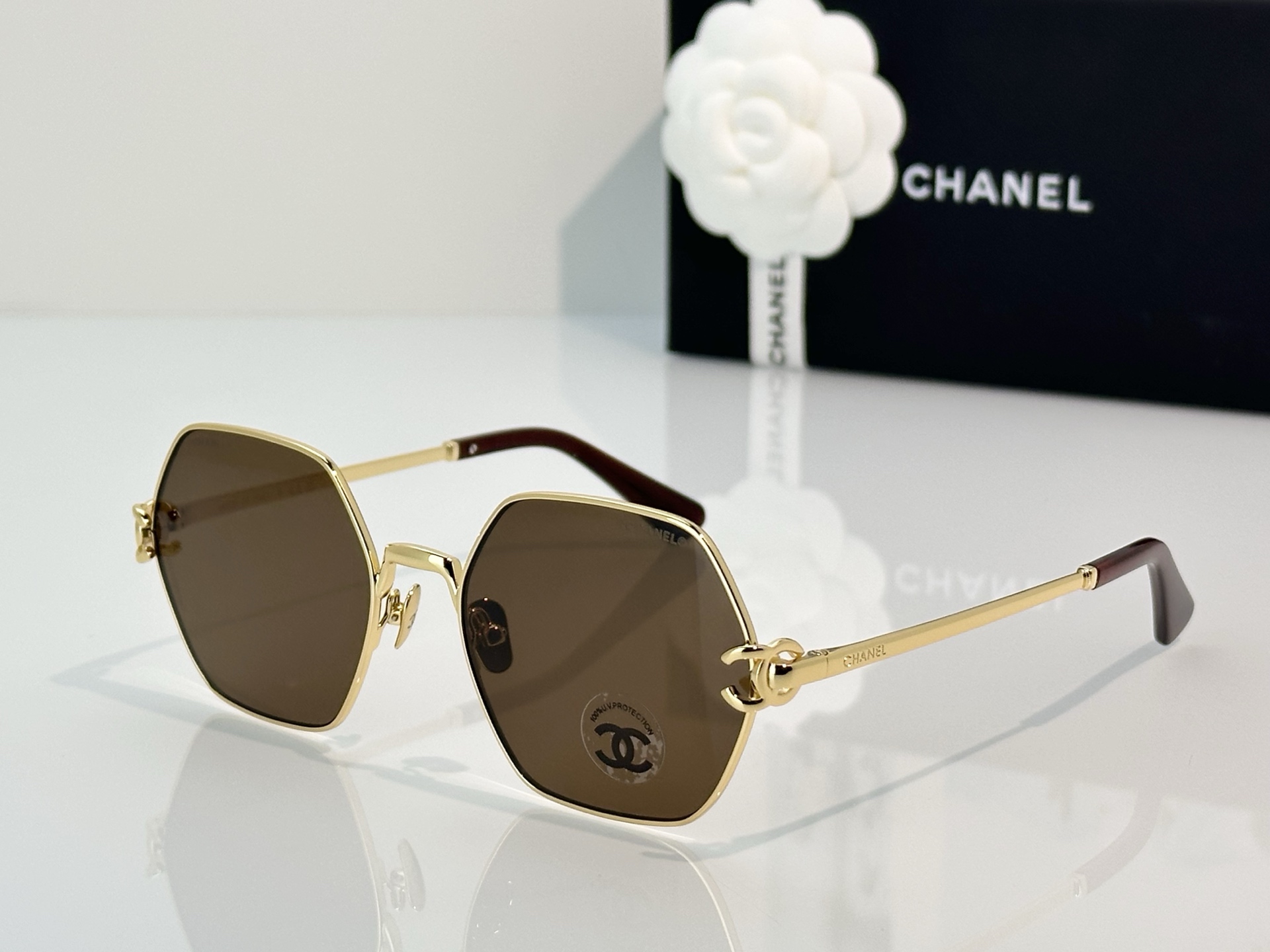 Chanel Sunglasses CH2231