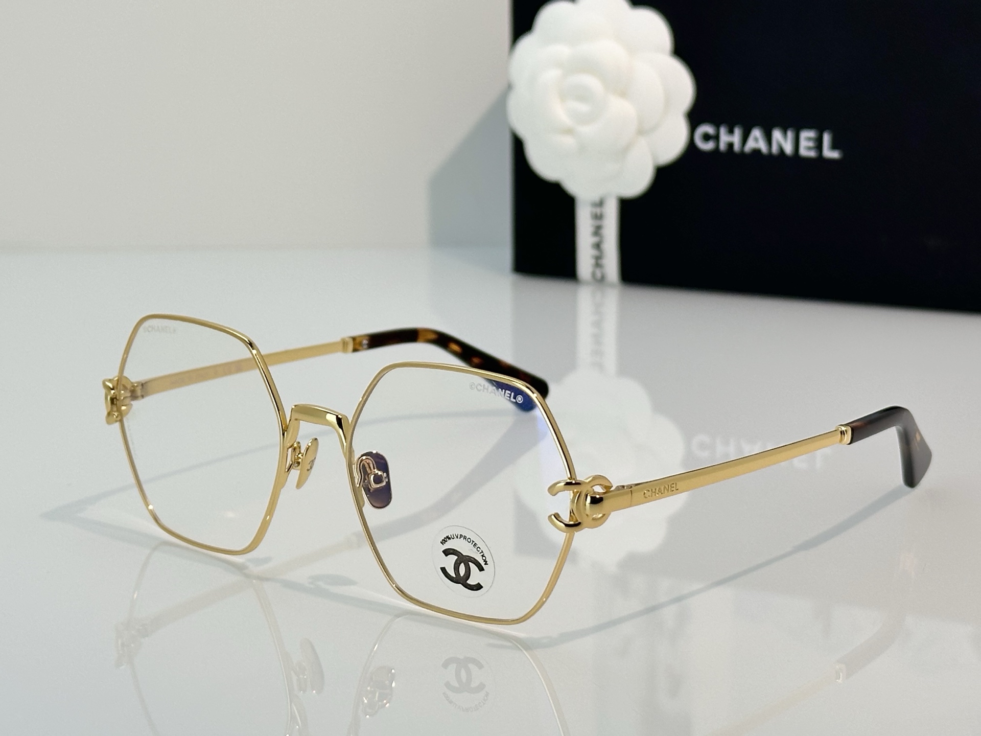 Chanel Sunglasses CH2231