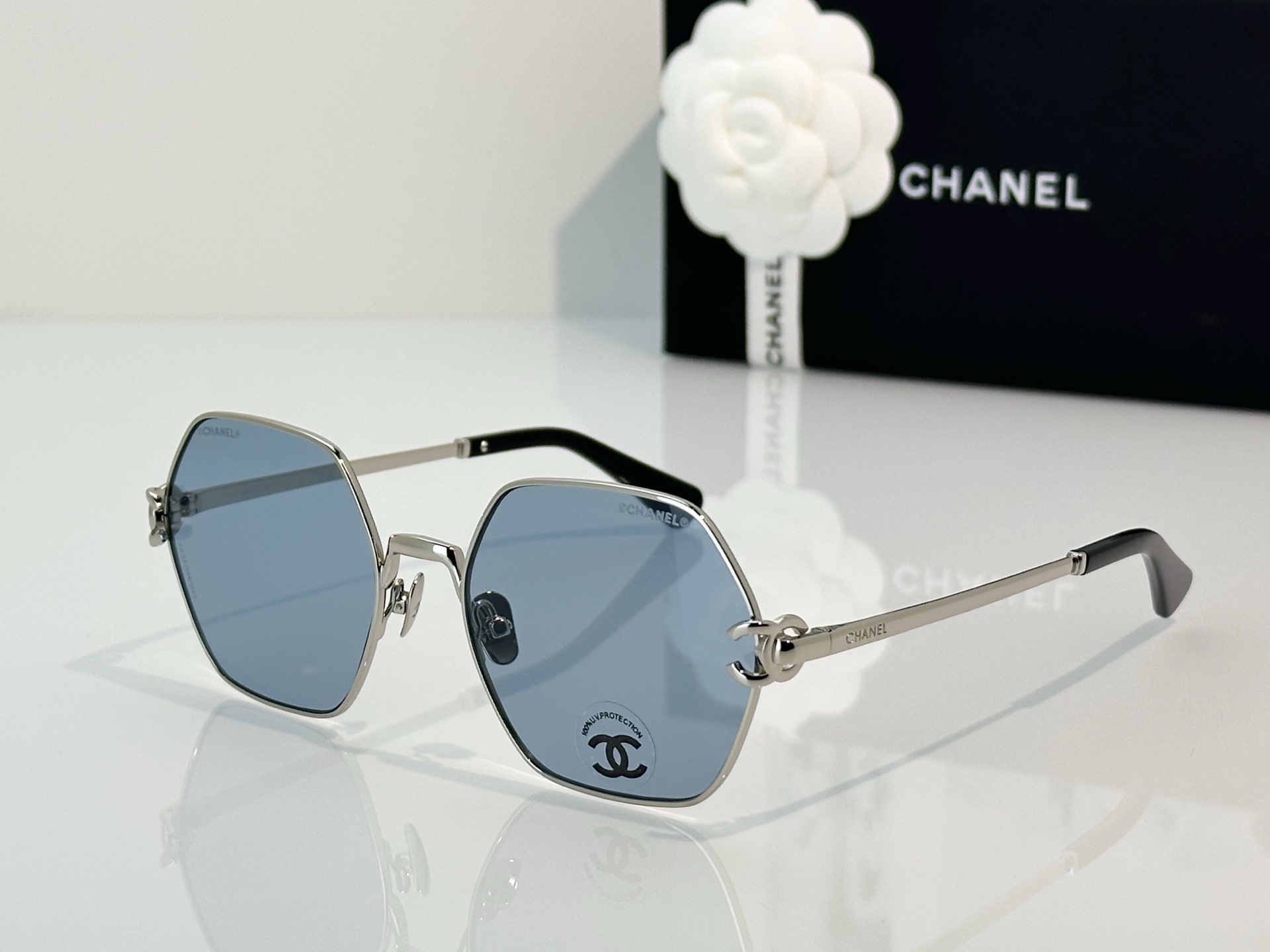 Chanel Sunglasses CH2231