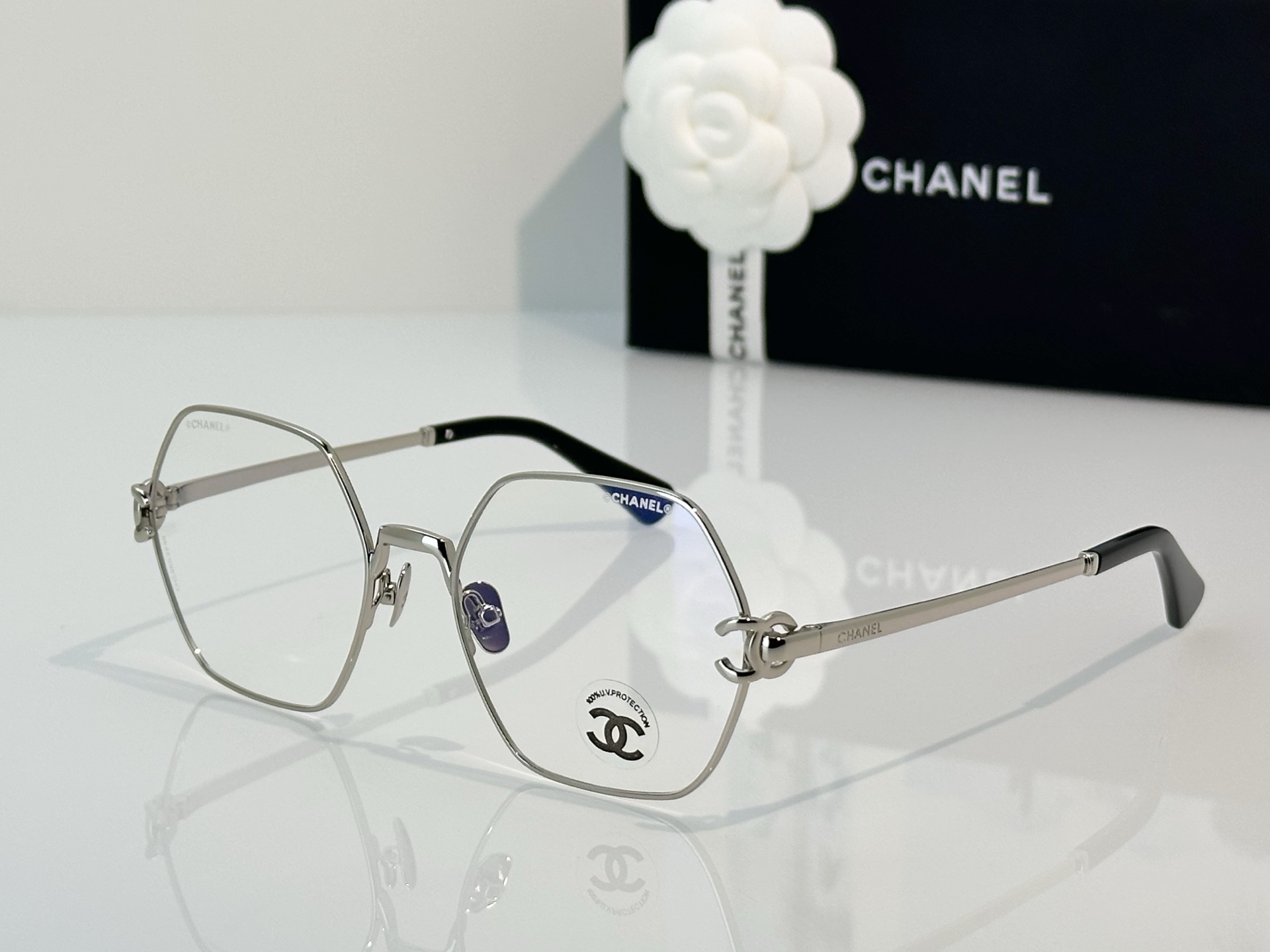 Chanel Sunglasses CH2231
